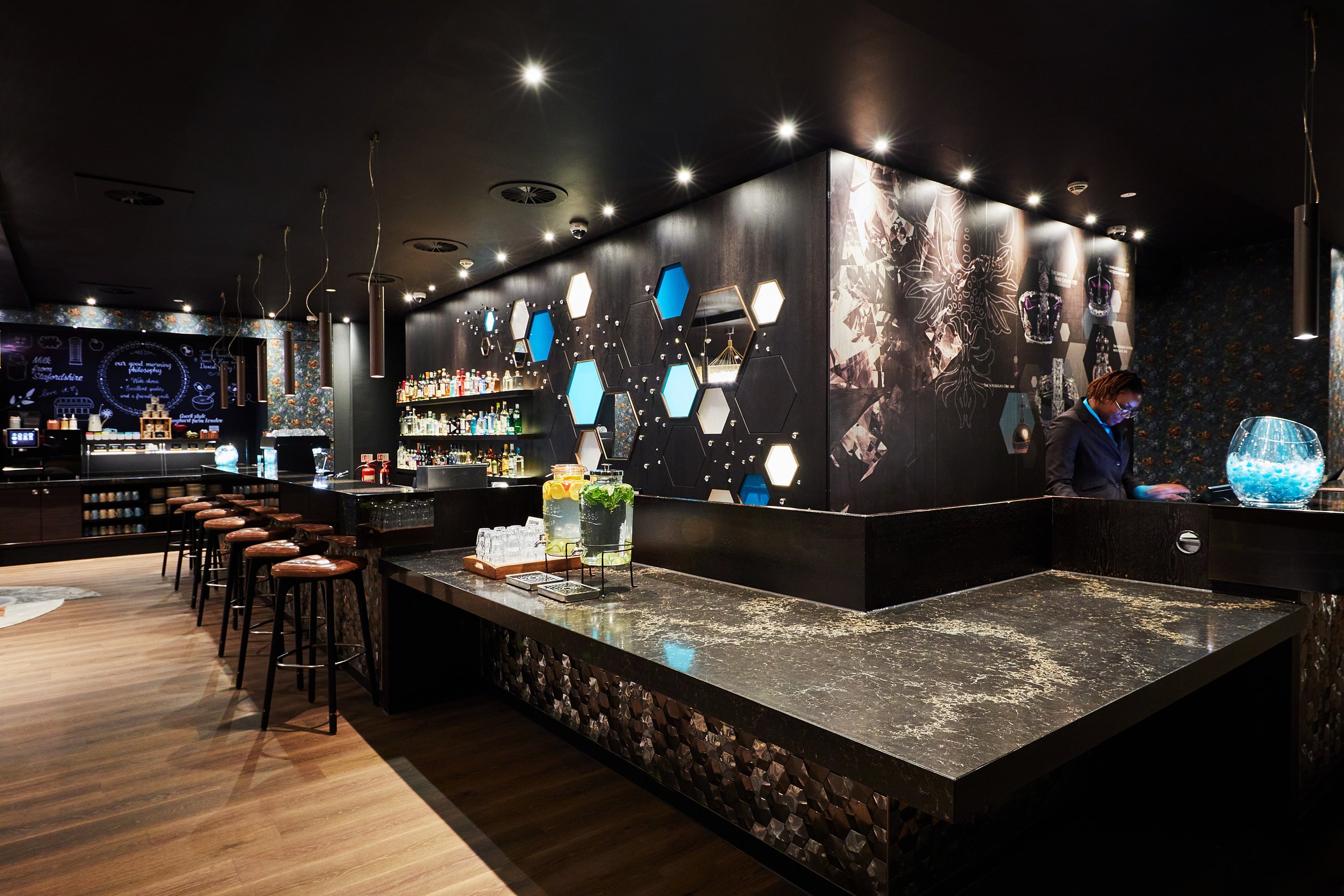 Tower Hill Motel One