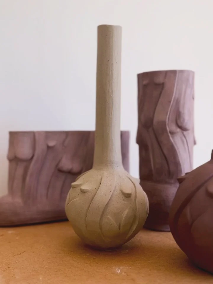 Lush lil capsule collection coming together✨👌🏻 Can&rsquo;t wait to fire these and get them into your beautiful homes💛

#ceramicvessels #handmadeceramics #aroundher