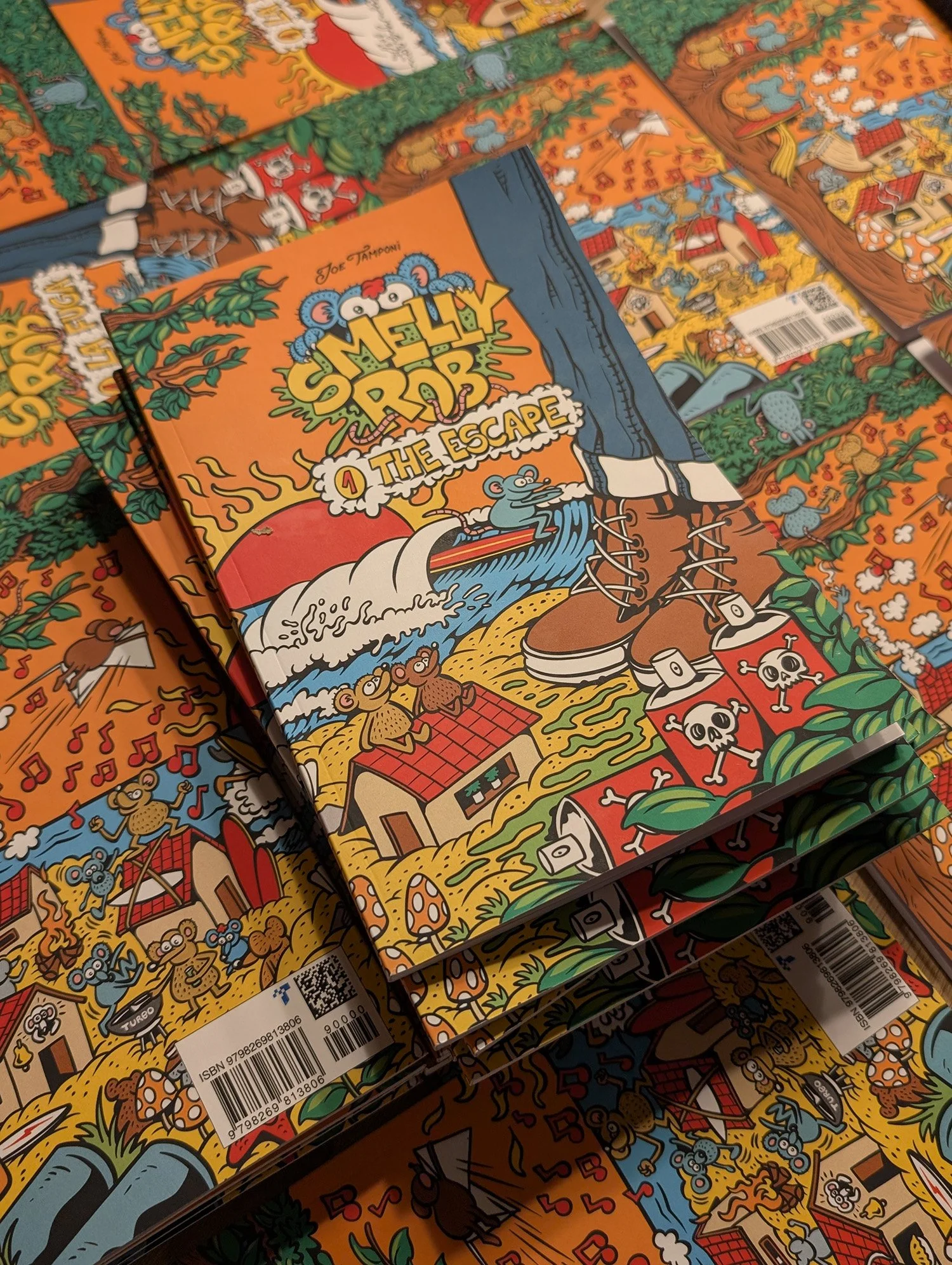 Smelly Rob — The Making of an Independent Graphic Novel About Rats, Surf, and modern society