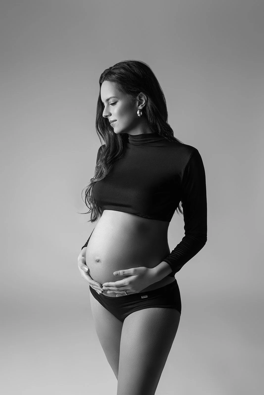 fashion_modern_elegant_Maternity_photosession_brussels_OlgaVandenbussche.jpg