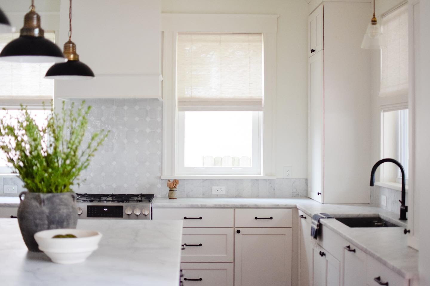 A bright and airy kitchen that was part of an addition to this early 1900s home.
&mdash;
#kitchendesign #kitchen #kitchenremodel #kitchendecor #kitchencabinets #kitchenisland #whitekitchen #interiordesign #interiordesigner #interiordecorating #home #
