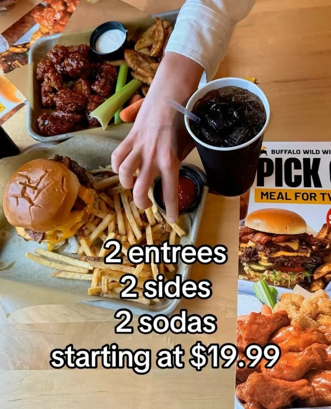 Food this good? You have to share. Tag the friend you’re splitting @bwwings with! 🍟
#shopyourcommunity #shopeatplay #glendalemarketplace #bwwings #buffalowildwings #tagafriend