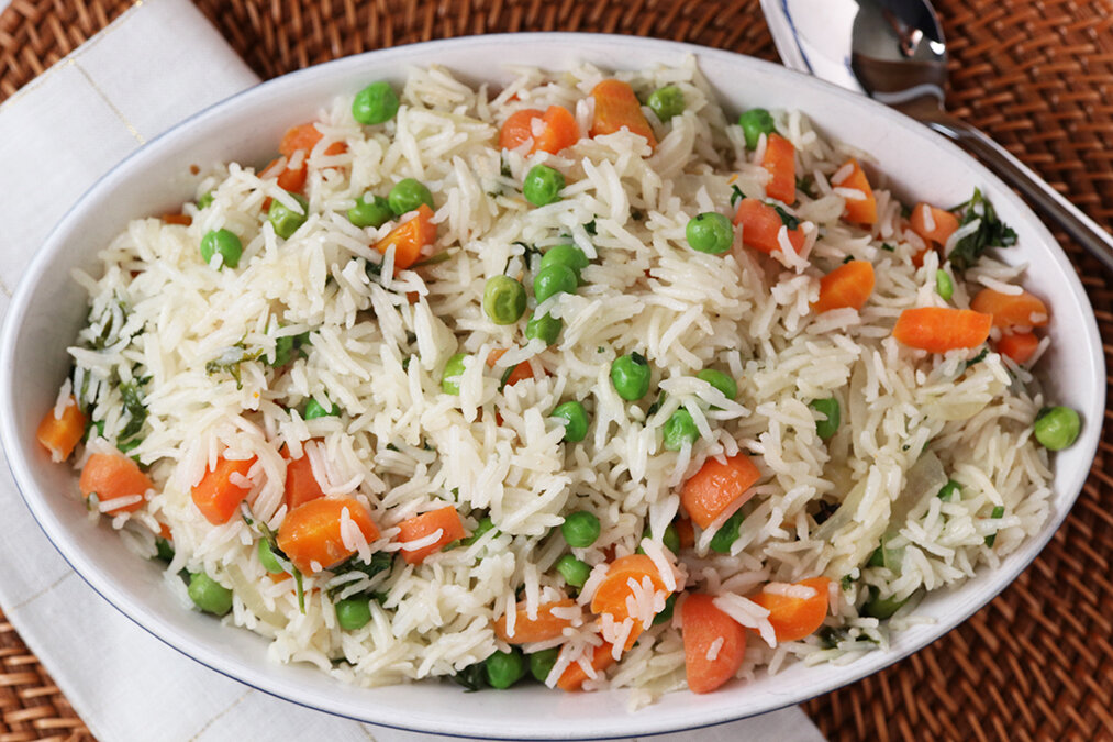 Hyderabadi Rice with Peas and Carrots - Bagara Khana