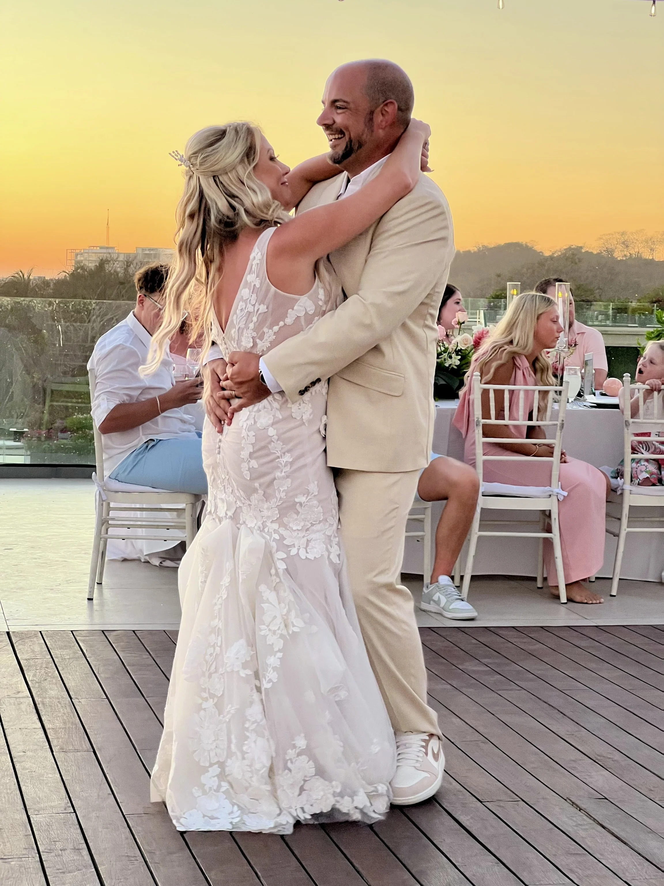 Wedding couple dancing, Destination wedding, Dreams Bahia Mita, Puerto Vallarta, Riviera Nayarit, Mexico