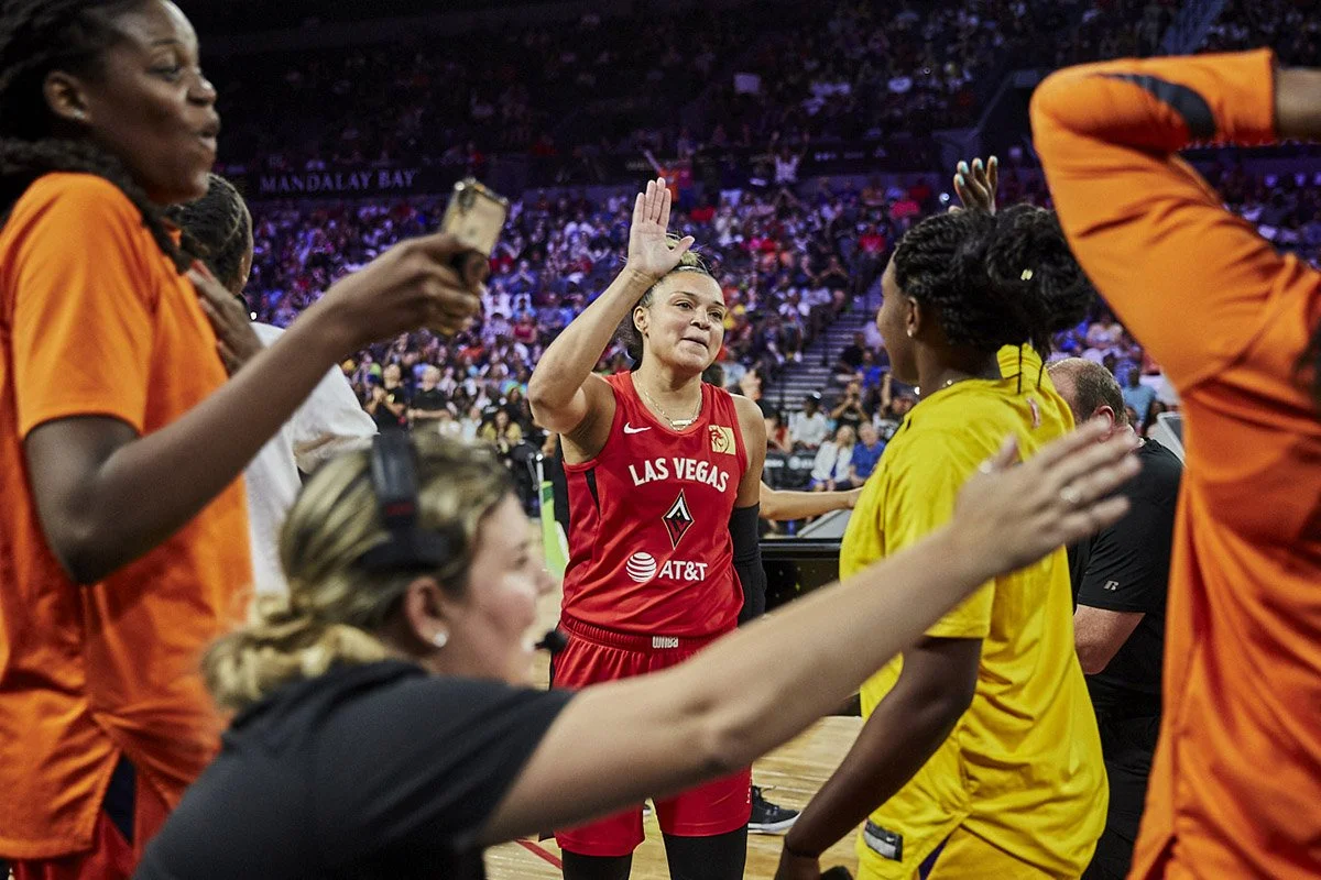 6-pete-thompson-photographer_WNBA_All-Star_womens-basketball-victory-high-five.jpg