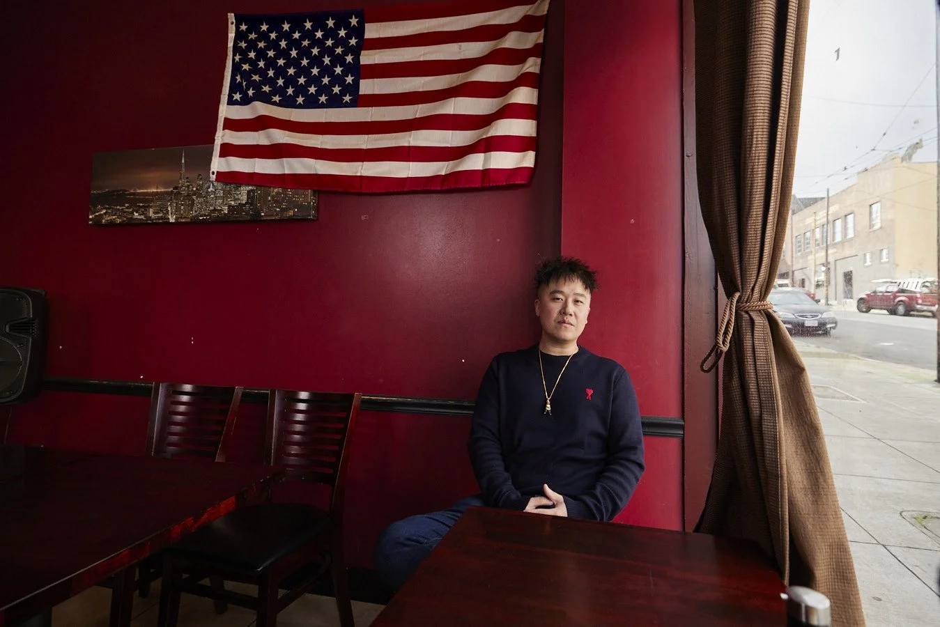pete-thompson-photographer-life-style-restaurant-imigrant-american-flag.jpg