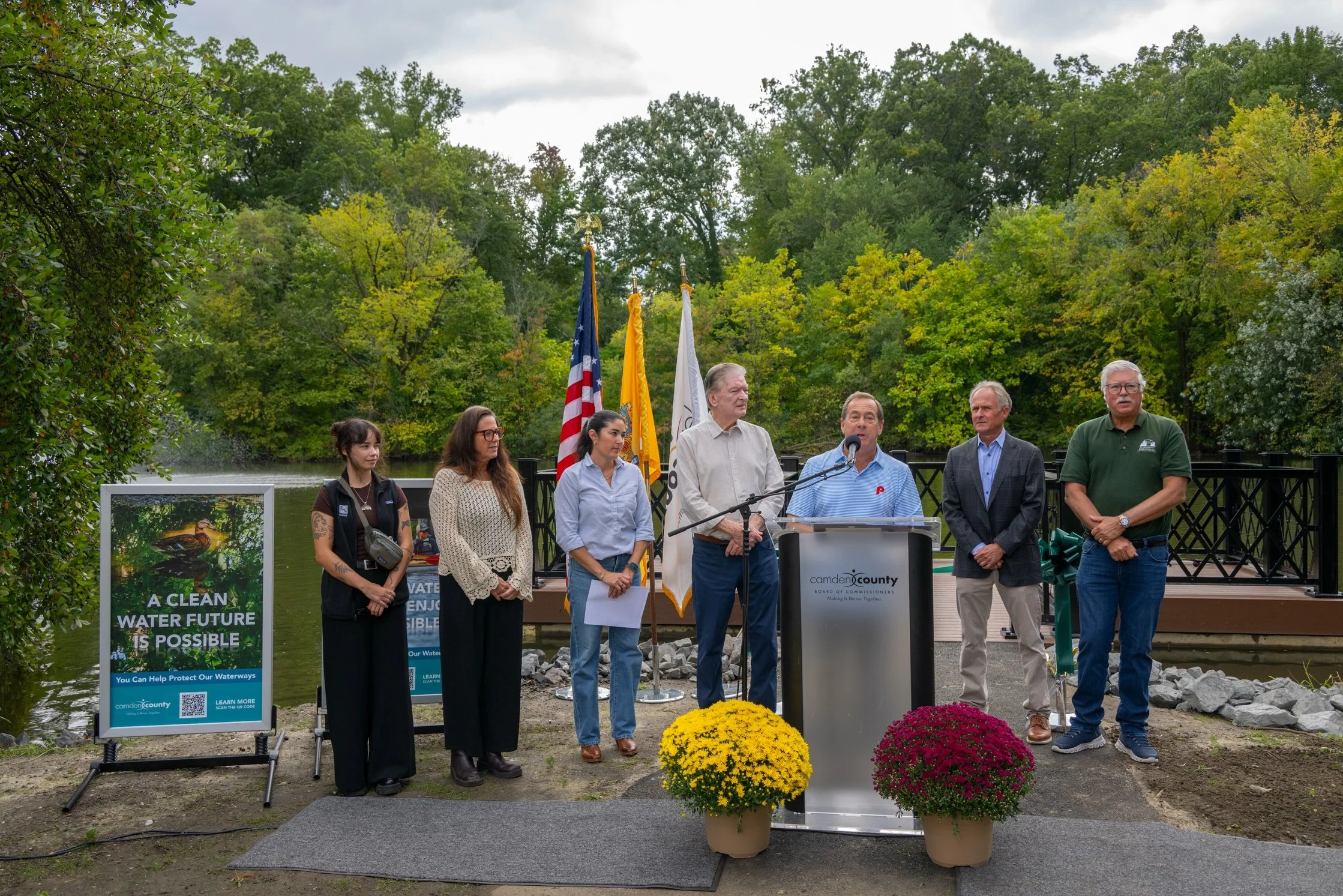 Last week, @camdencountynj celebrated improvements made to several fishing piers at Newton Lake Park, including creating ADA-accessibility. The park is a 103-acre green space encompassing Collingswood, Haddon Township, and Oaklyn, NJ.🐟🌊🪾

UA had t