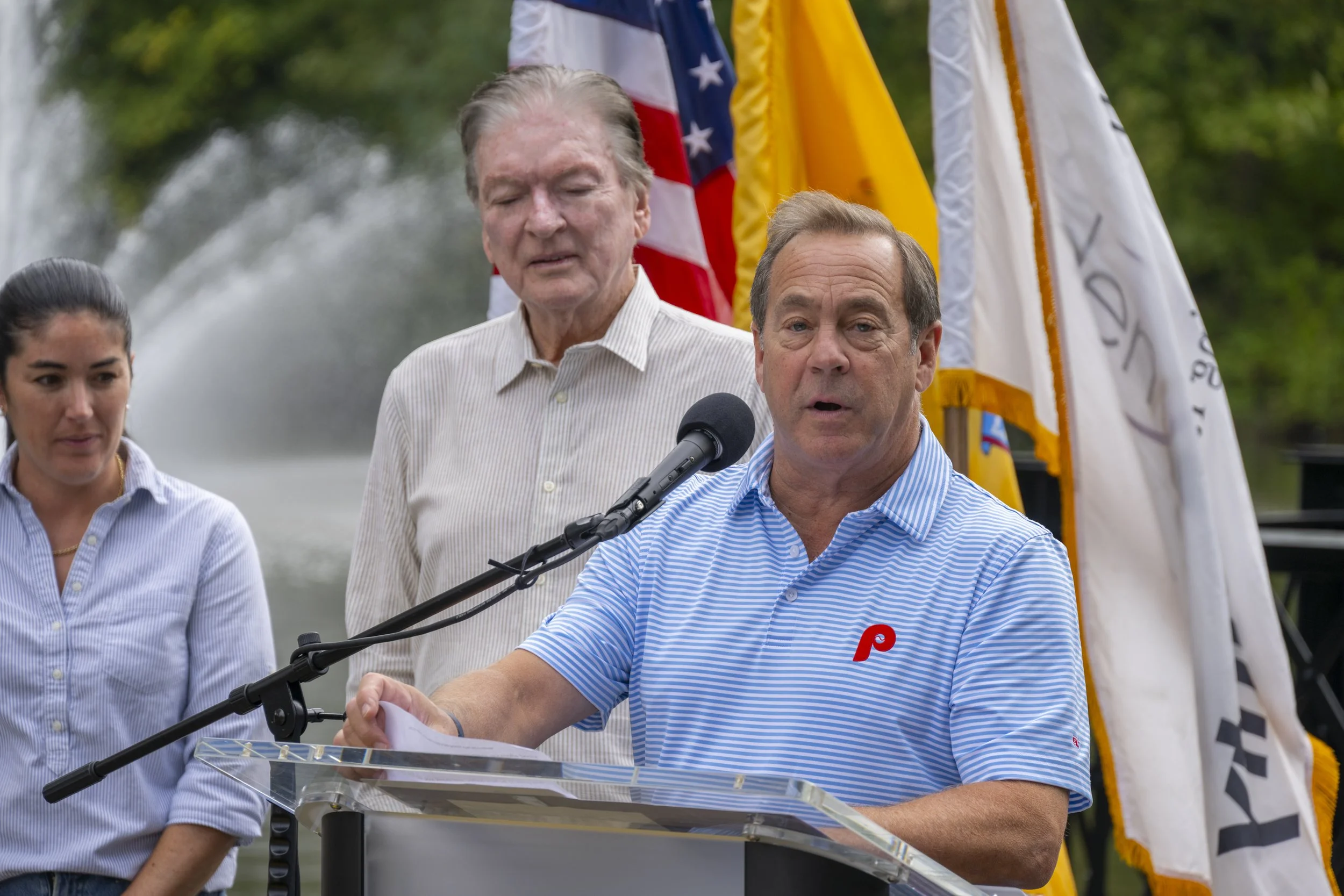 newton-lake-park-pier-ribbon-cutting_55559713689_o.jpg