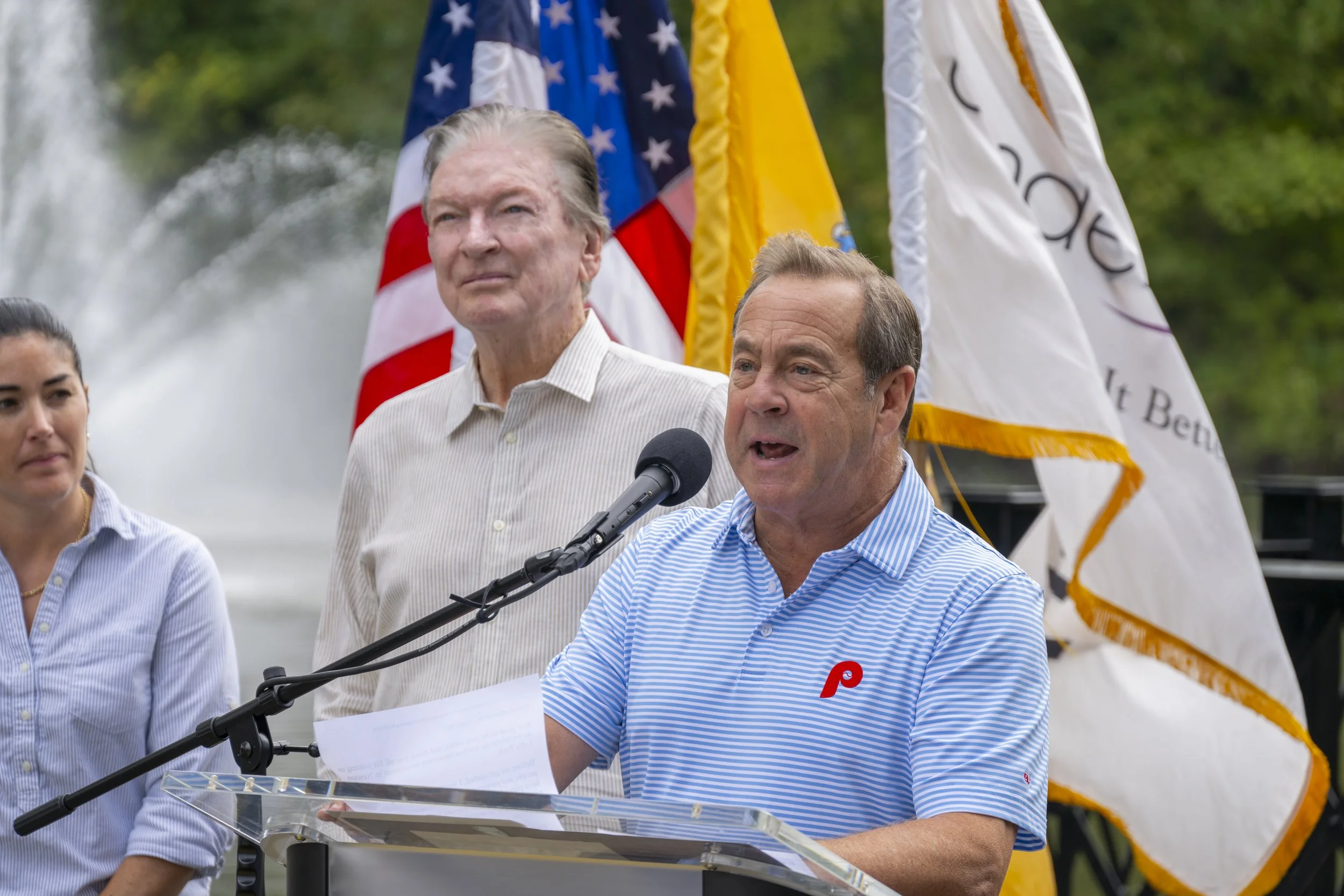 newton-lake-park-pier-ribbon-cutting_55559653033_o.jpg