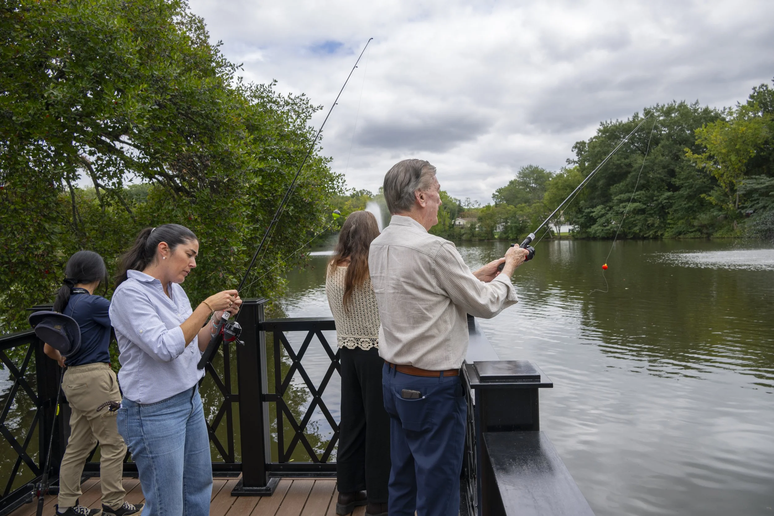 newton-lake-park-pier-ribbon-cutting_55559652778_o.jpg
