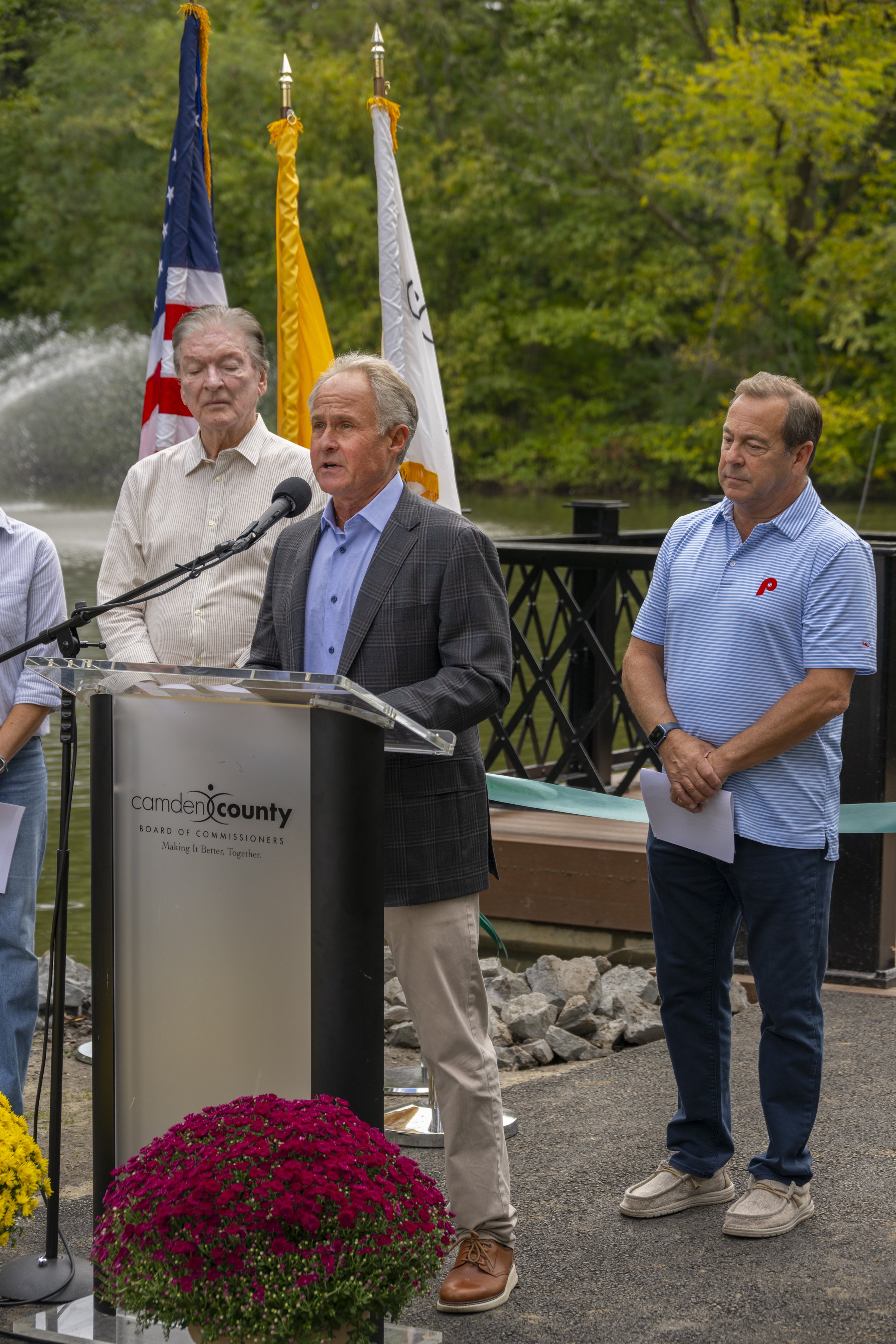 newton-lake-park-pier-ribbon-cutting_55559713639_o.jpg