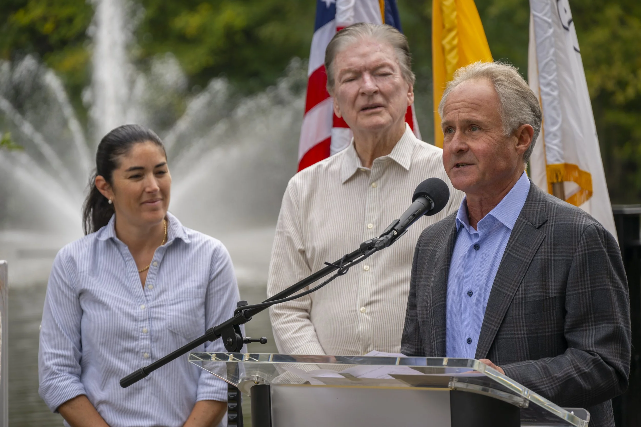 newton-lake-park-pier-ribbon-cutting_55559947245_o.jpg
