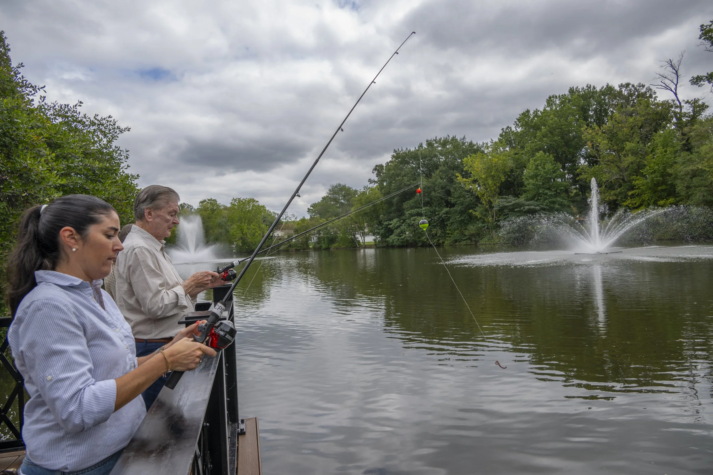 newton-lake-park-pier-ribbon-cutting_55559947070_o.jpg