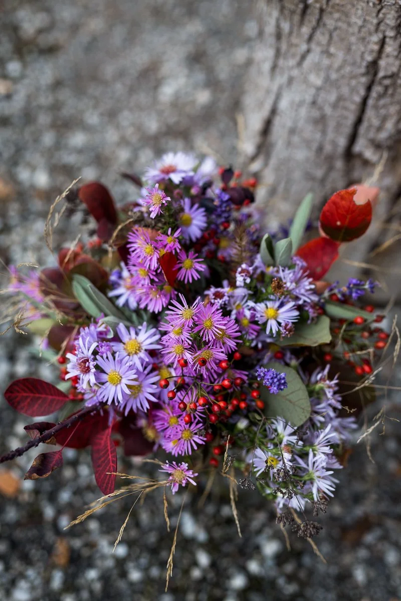 Kreativgarten_Wildflorie_Straußbinden_Kreativworkshop_©ElisabethHofinger-25.jpg