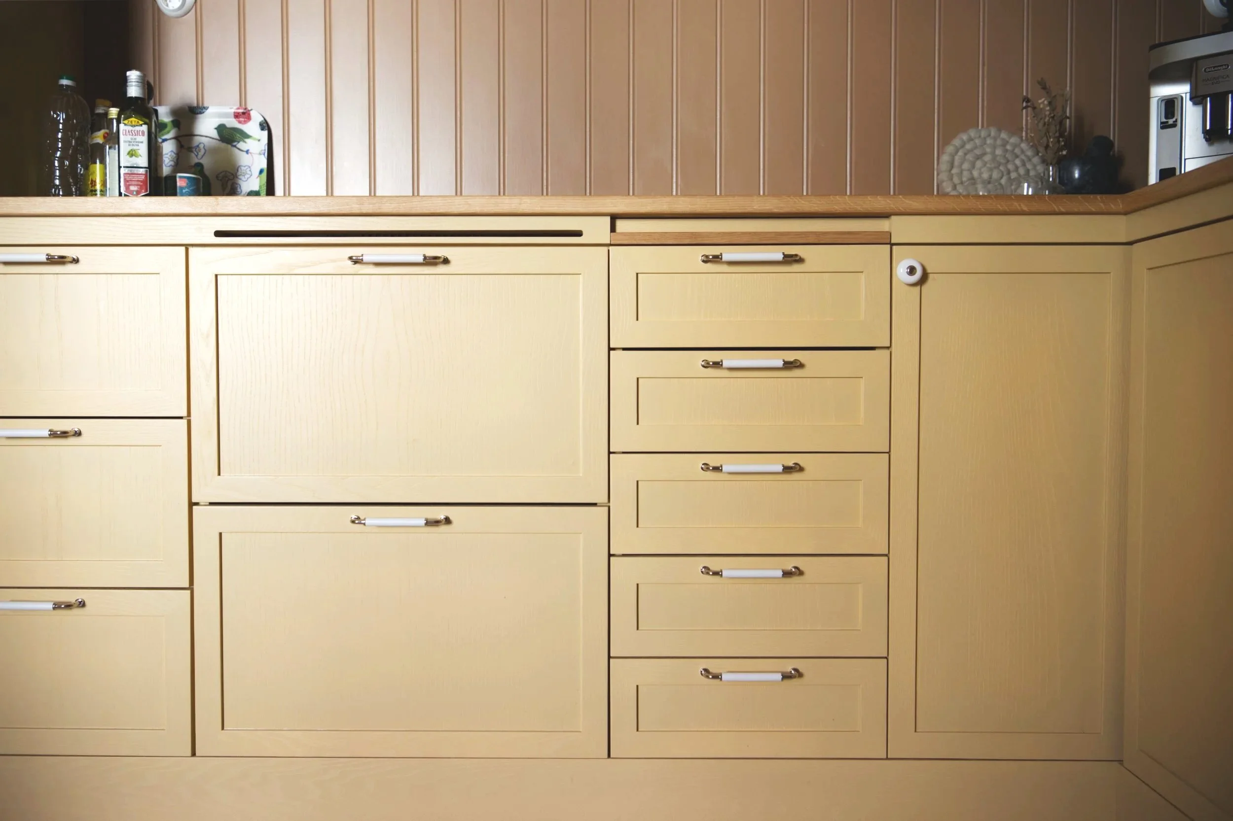 kitchen-yellow-majorna-gothenburg-möbelverket21.jpg