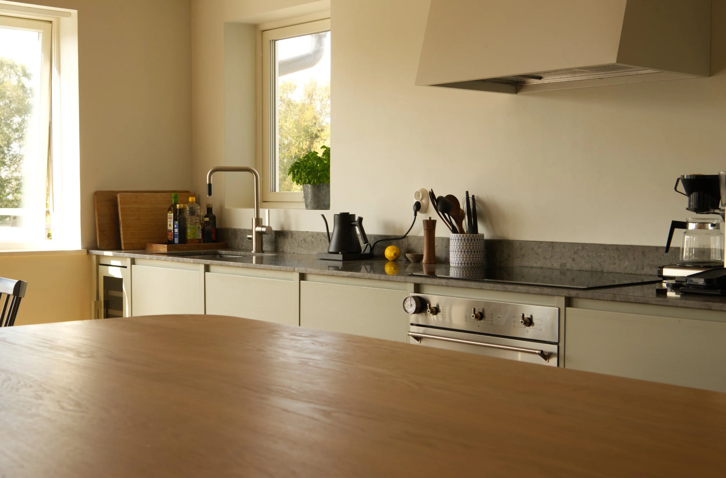 möbelverket-kitchen-island-brännö-oak2.jpg