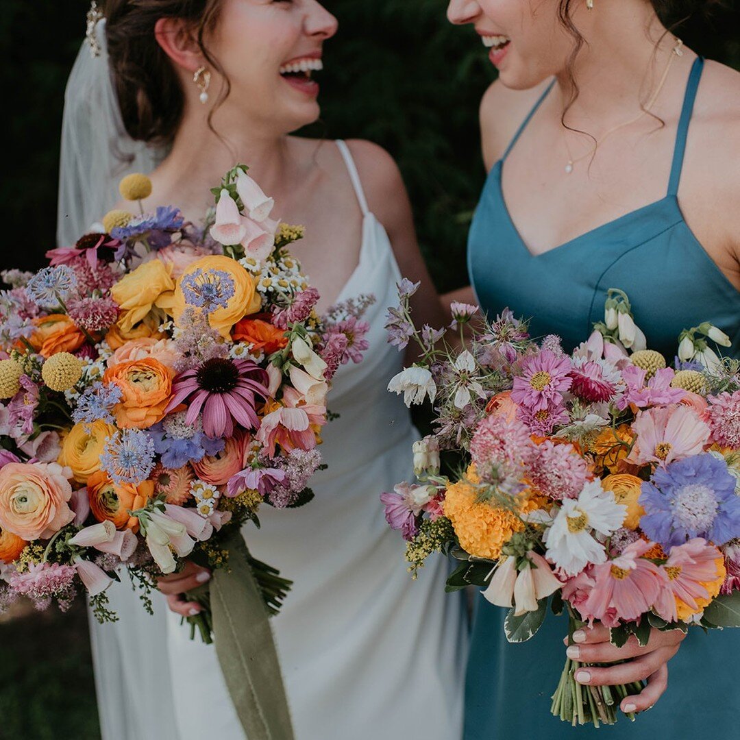 Colorful wedding flowers, always &amp; forever🌷

Photography: @talesandtreesphotography 
Bridal gown: @tamzensbridal