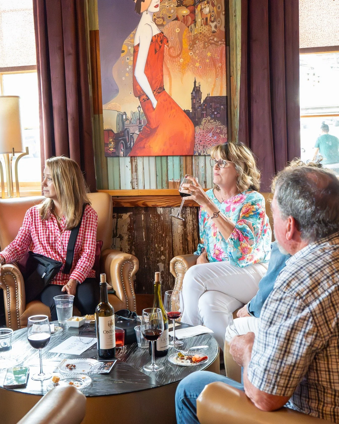 The best day of the week is here - WINE WEDNESDAY! 

Live music with Chad Bowmar starts at 6:00.

#CorkitBraselton #BraseltonGA #WineBar #DrinkLocal