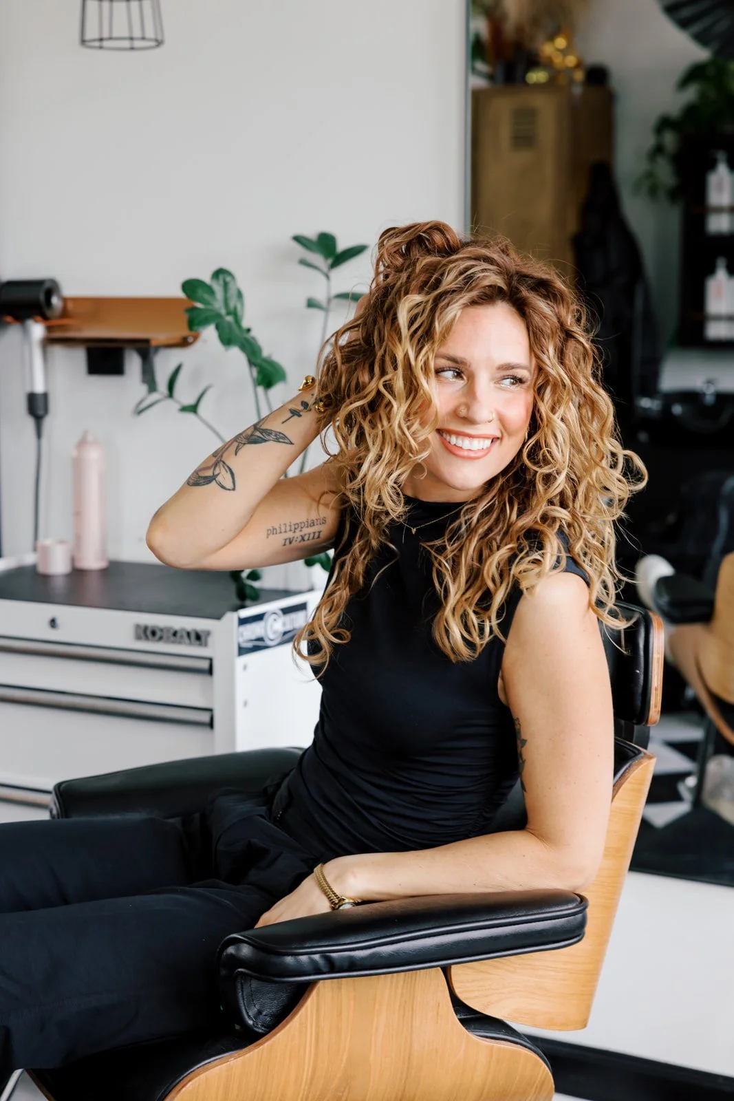 frederick curly hairstylist