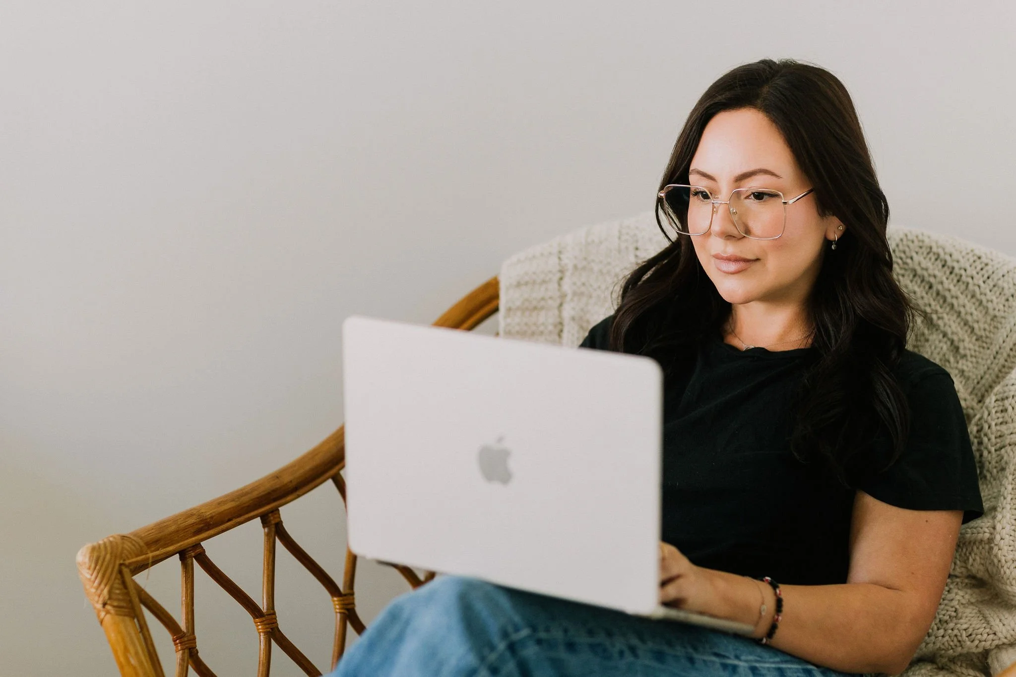 therapist in virtual appointment