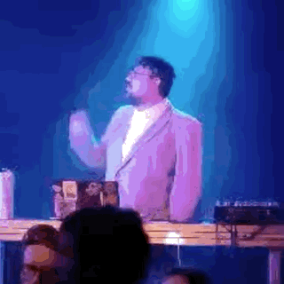 GIF 2.GIF