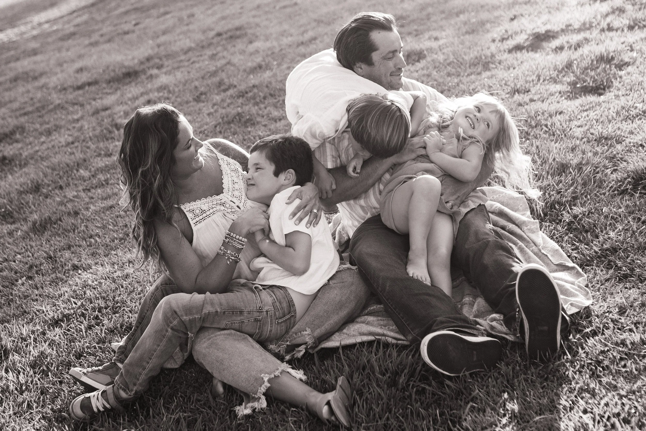 Tarantino_Family_Inhome_ParisKarshPhotography65.jpg