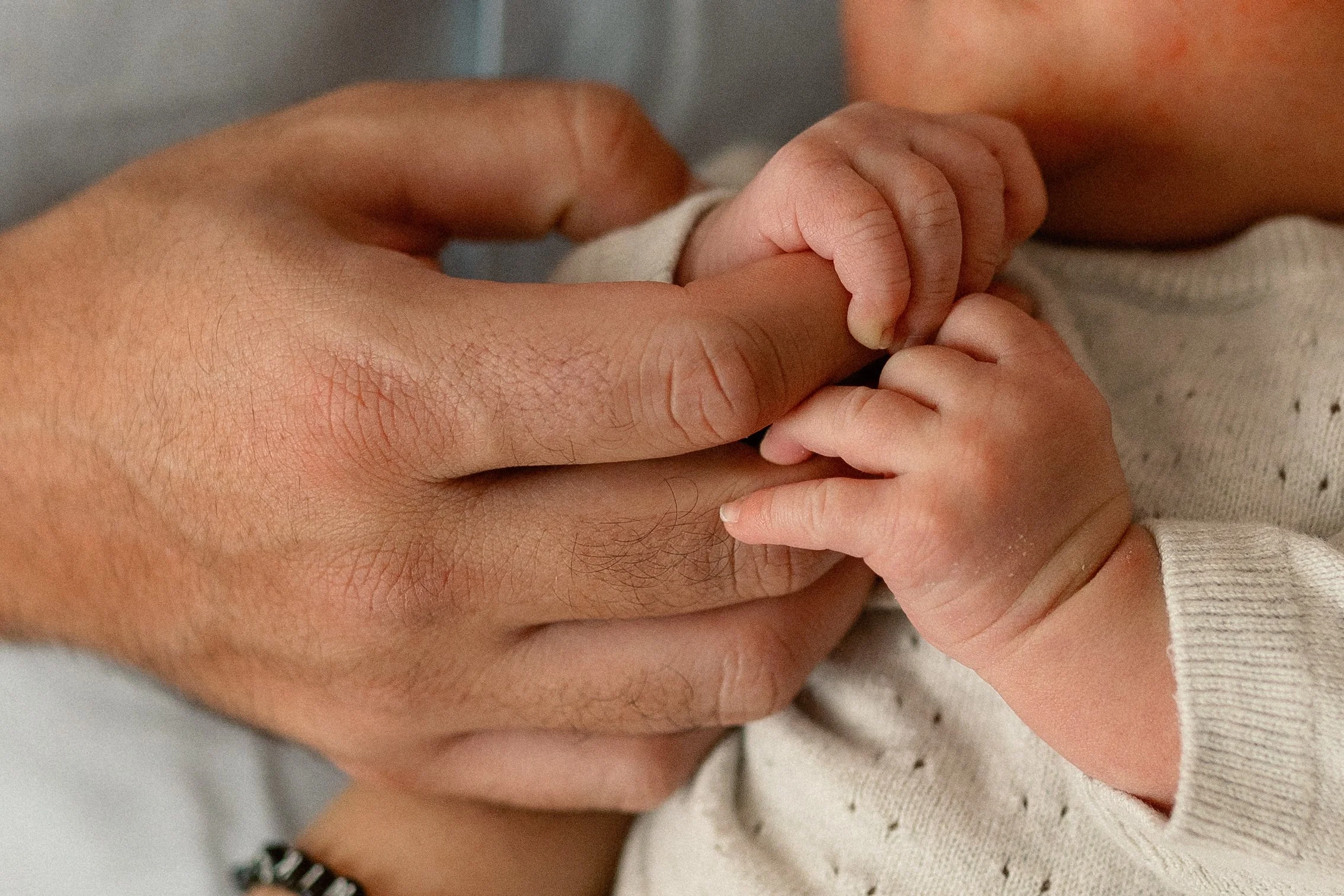 Nishikawa_NewbornFamily_Inhome_ParisKarshPhotography91.jpg