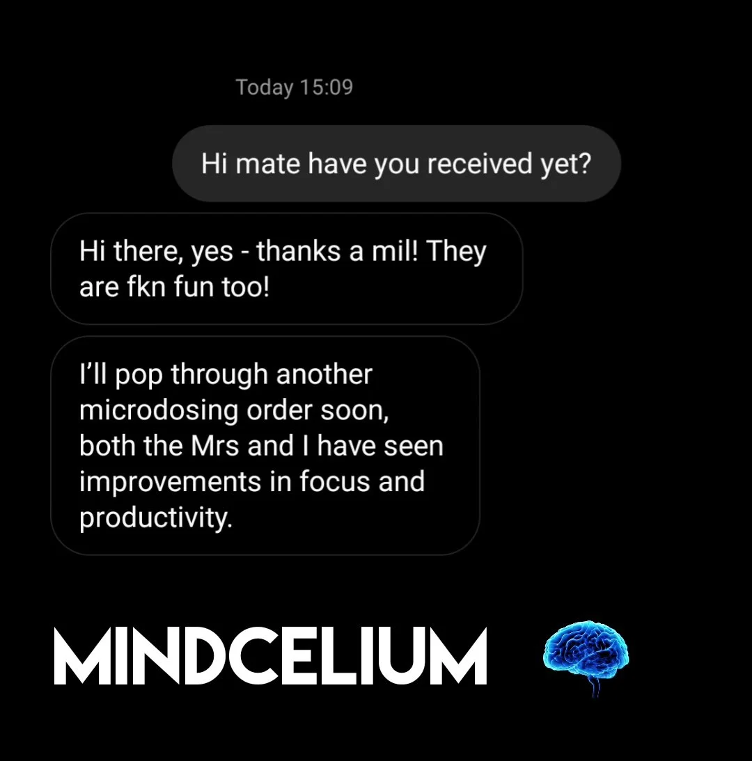 A screenshot of a text conversation discussing microdosing, with the words 'MINDELUM' and a blue brain icon at the bottom.