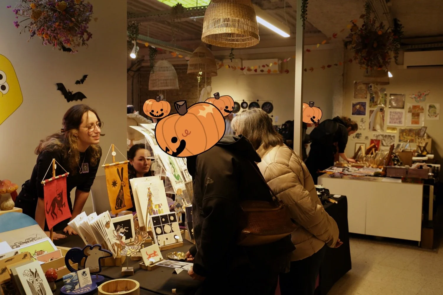 Stands Interaction Public 13.jpg