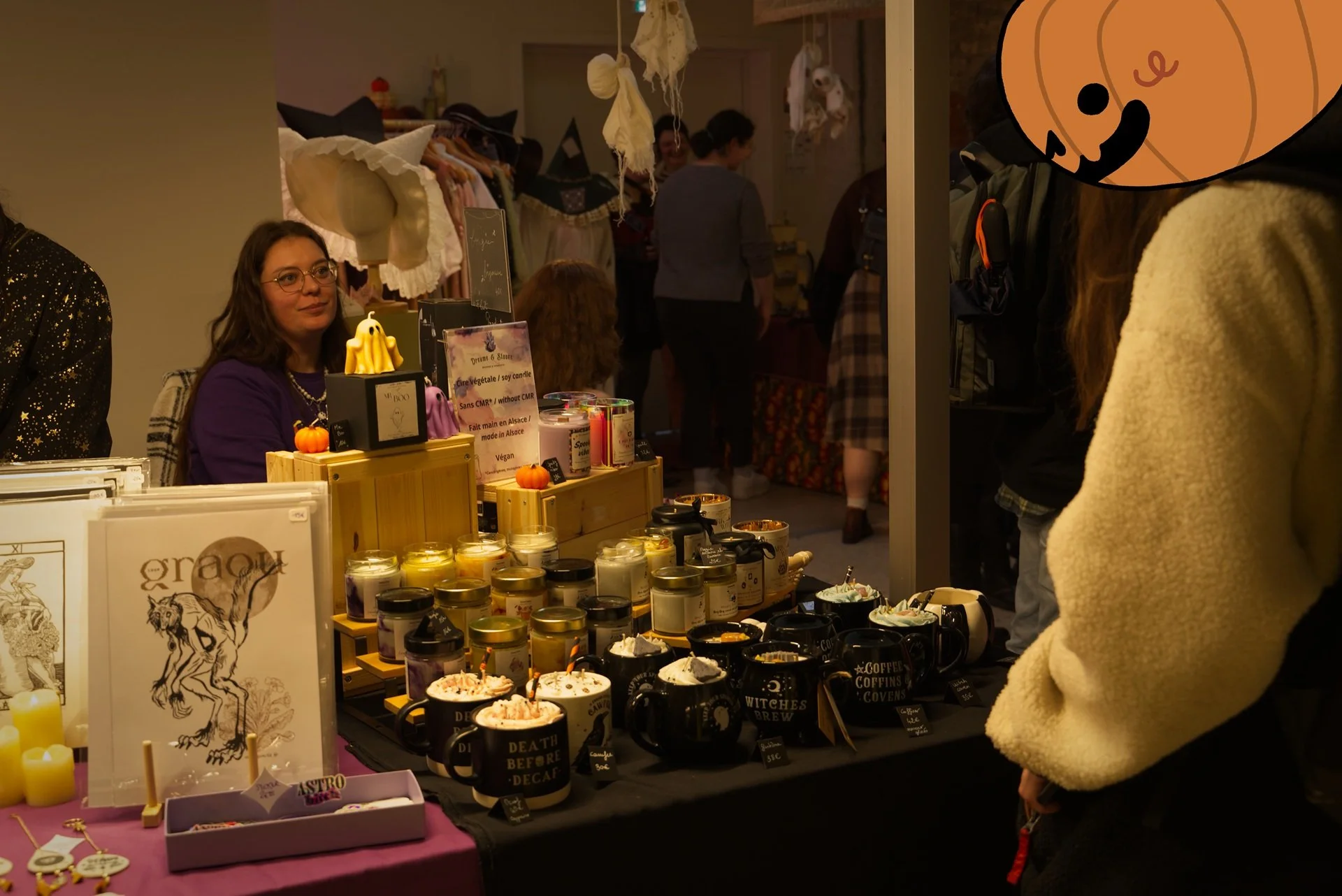 Stands Interaction Public 11.jpg