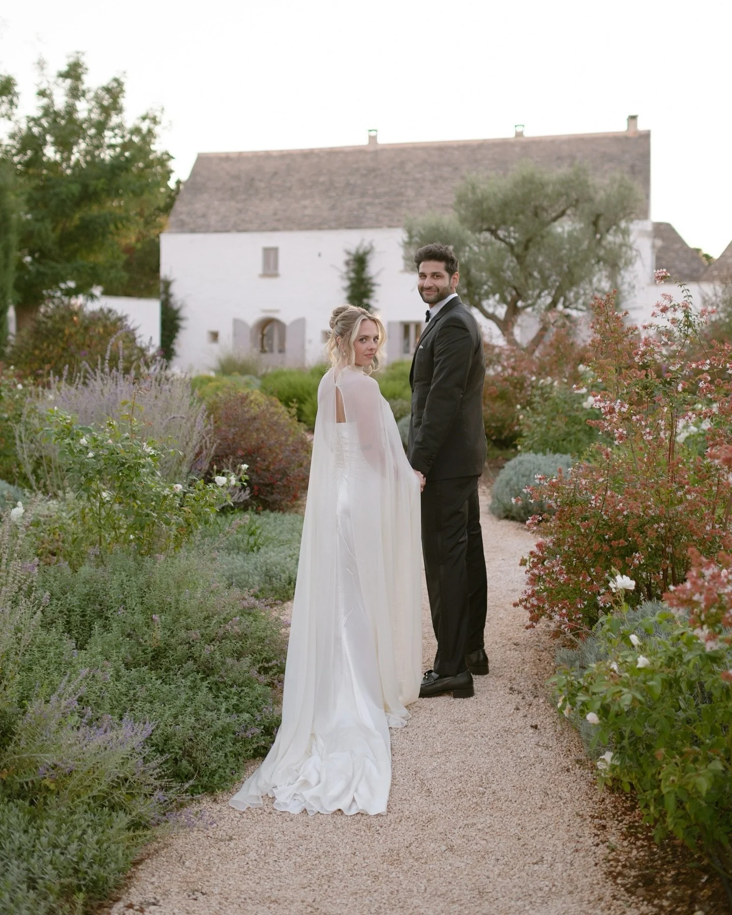 a gorgeous garden elopement at @giardinipistola in puglia, italy!