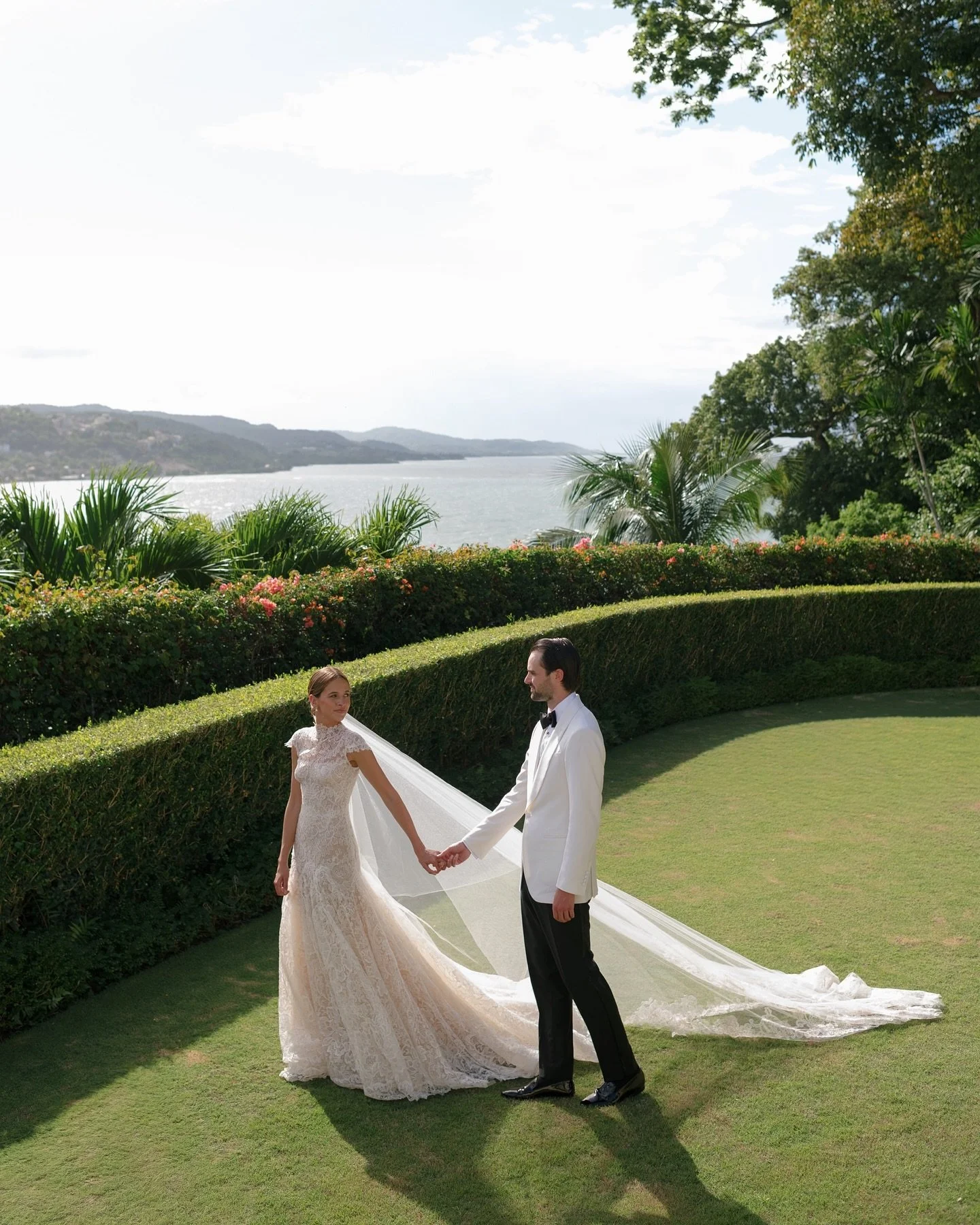 The calm before the storm. Daniella and Matty celebrated their wedding just one day before we were all evacuated from Jamaica as Hurricane Melissa approached. I adore these two so much, their day was filled with so much love and joy amidst the uncert