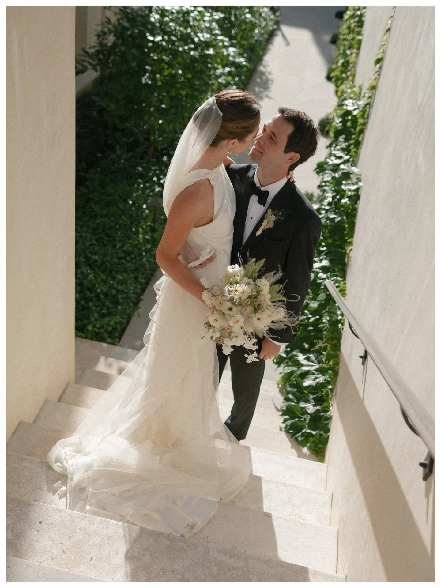 set at the bride&rsquo;s family private home in Newport Coast, Natalie and Luke&rsquo;s wedding brought together Persian heritage and American tradition in a celebration that felt personal and effortless. With sweeping Pacific Ocean views, timeless d