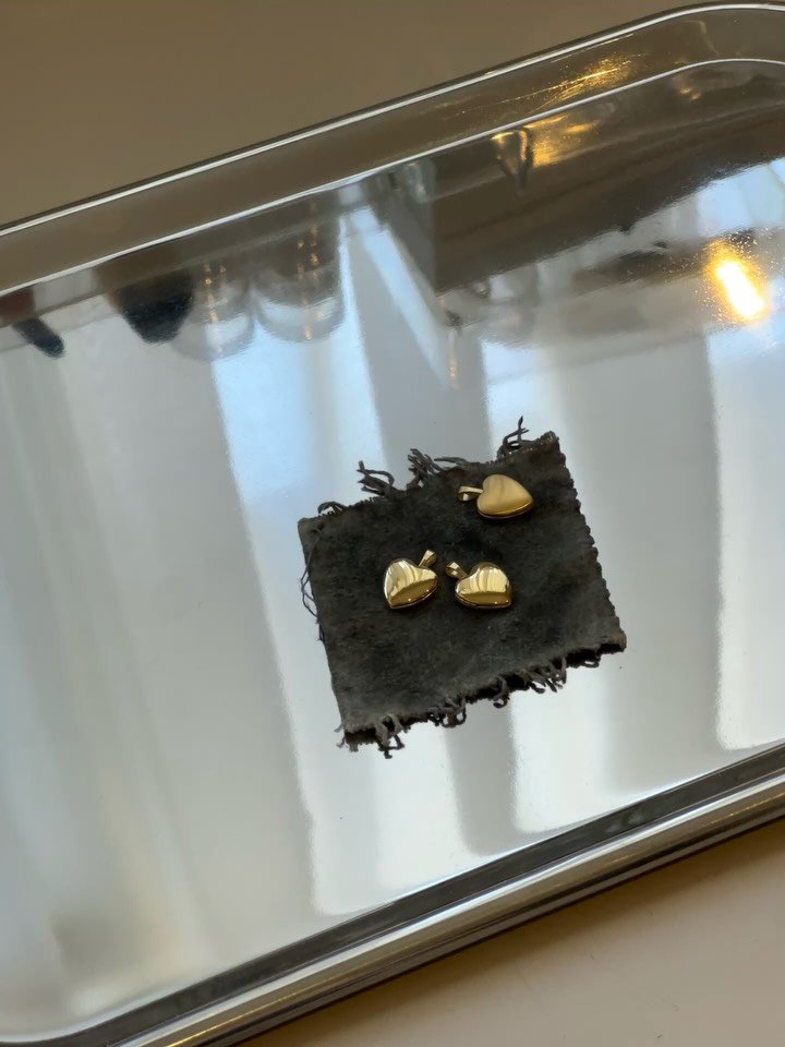 Moments from the packing bench. 14k Gold Filled pieces crafted for everyday wear.

We&rsquo;ll be back following the 4th to fulfil all Boxing Day orders.

#goldfilled #goldfilledjewellery #jotd #everydaywear #smallbusiness