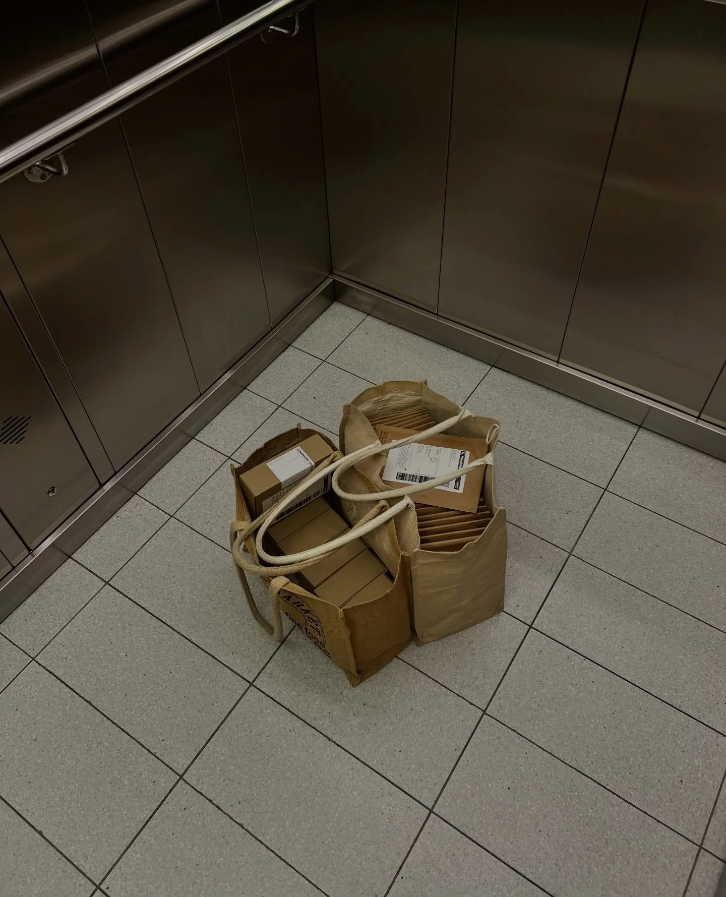 It&rsquo;s almost that time again&hellip; Seconds and Samples Sale 2026 coming to a browser near you very soon 🤍

Make sure you&rsquo;re signed up to our mailing list to be notified.

#secondsandsamples #sale #goldfilledjewellery #smallbusiness #han