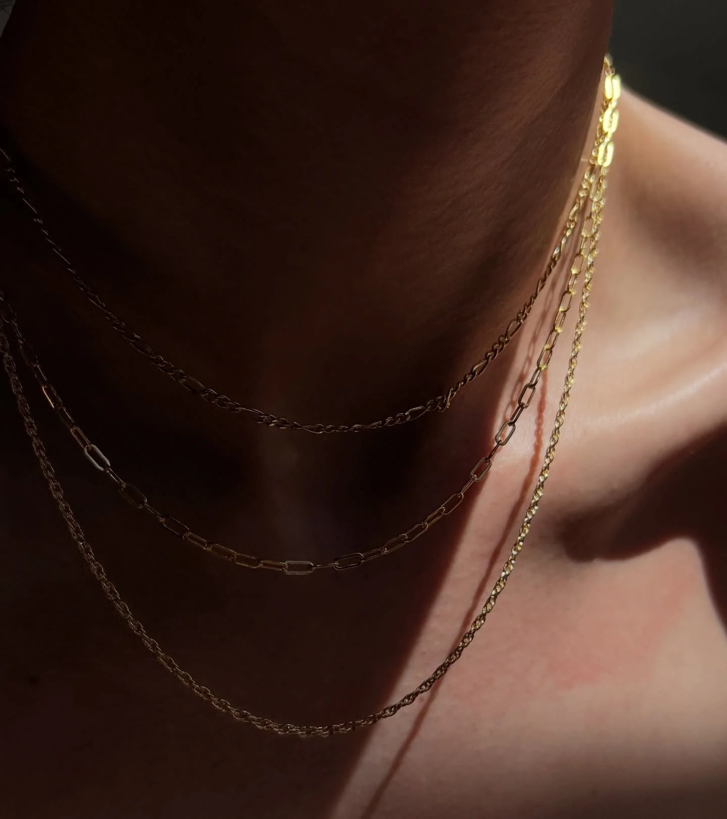 Week 5 of 2026 treating us nicely, lots of sun on the packing bench. 36 pieces sold, a single 45 degree day, 5 post office runs and a few pints later. 

14k Gold and 925 Sterling Silver everyday jewellery crafted by hand from our Melbourne studio. 

