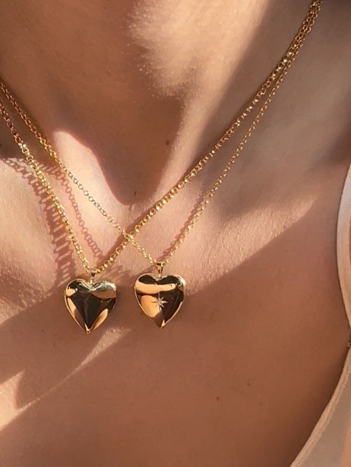 Week 6 of 52 brought with it 71 pieces packed and shipped thank you to our annual seconds + samples sale 🙌🏼🖤

Plus a lot of snacks, hunting on the ground for stray pearls and some lovely custom orders. 

A big thank you to everyone who has placed 