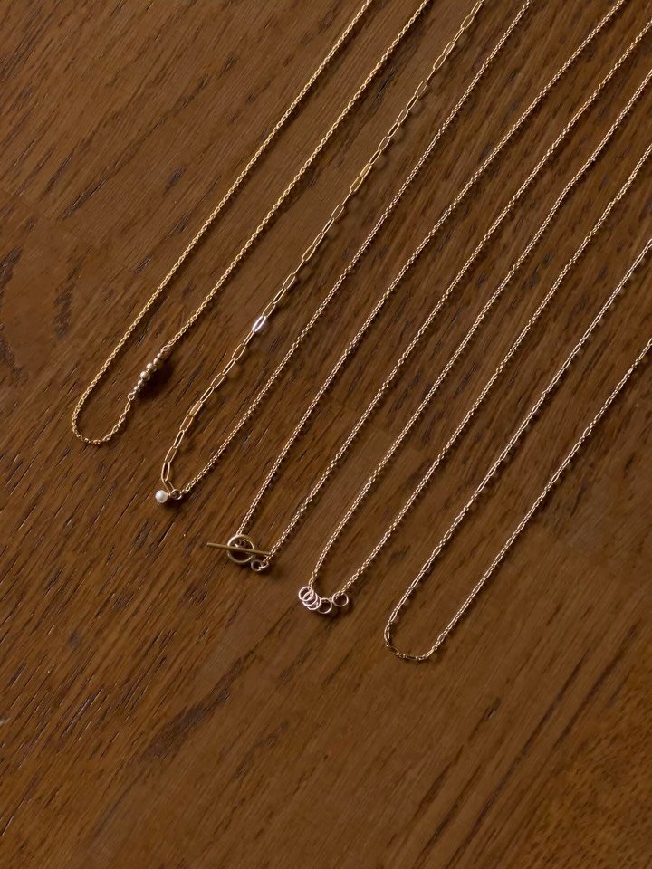 Extrafine adornments crafted from 14k Gold Fill and 925 Sterling Silver. Get 10% off your first order when you subscribe to our mailing list; link in the bio.

#goldfilled #goldfilledjewellery #smallbusiness #finejewellery #everydayjewellery