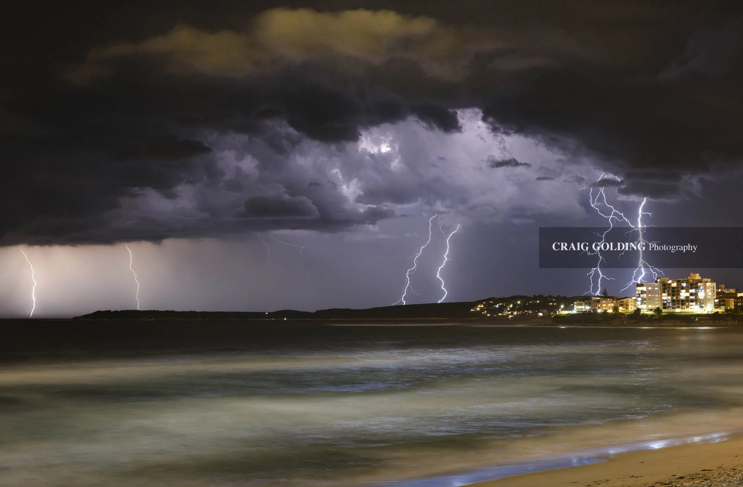 Lightning northbound.