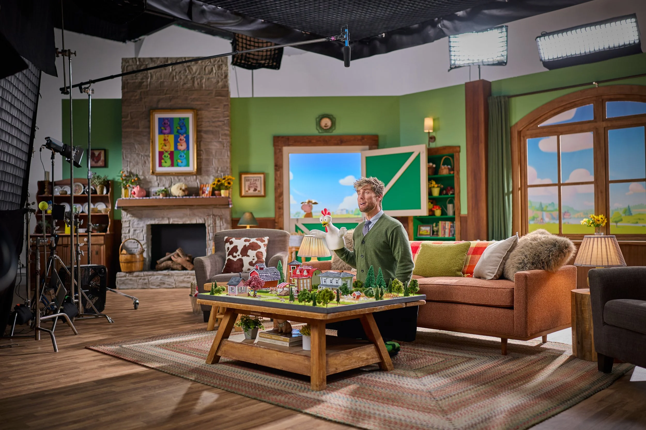 Lance Bass_Hay Day_Neighborhood Event_01242_B_flat.jpg