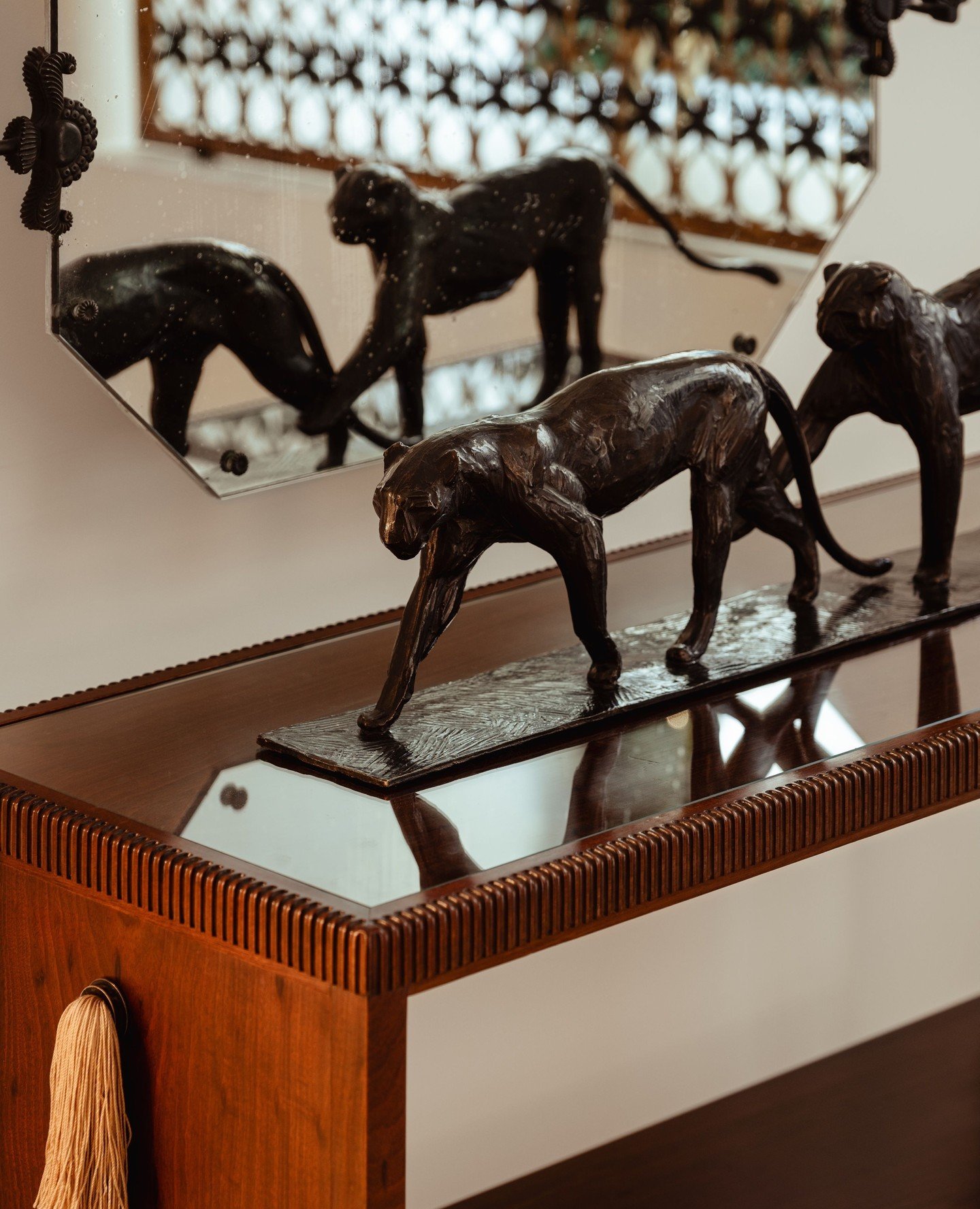 Today the 39th edition of The European Fine Art Fair officially opens for a private collector's and press preview. We're happy to share a selection of not to miss highlights!⁠
⁠
Galerie Marcilhac presents Deux L&eacute;opards Marchant by Rembrandt Bu