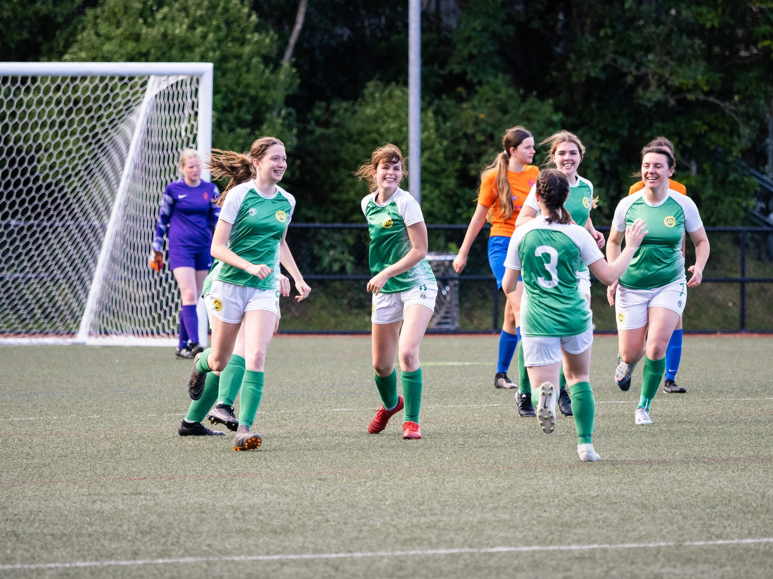 P522105.jpg