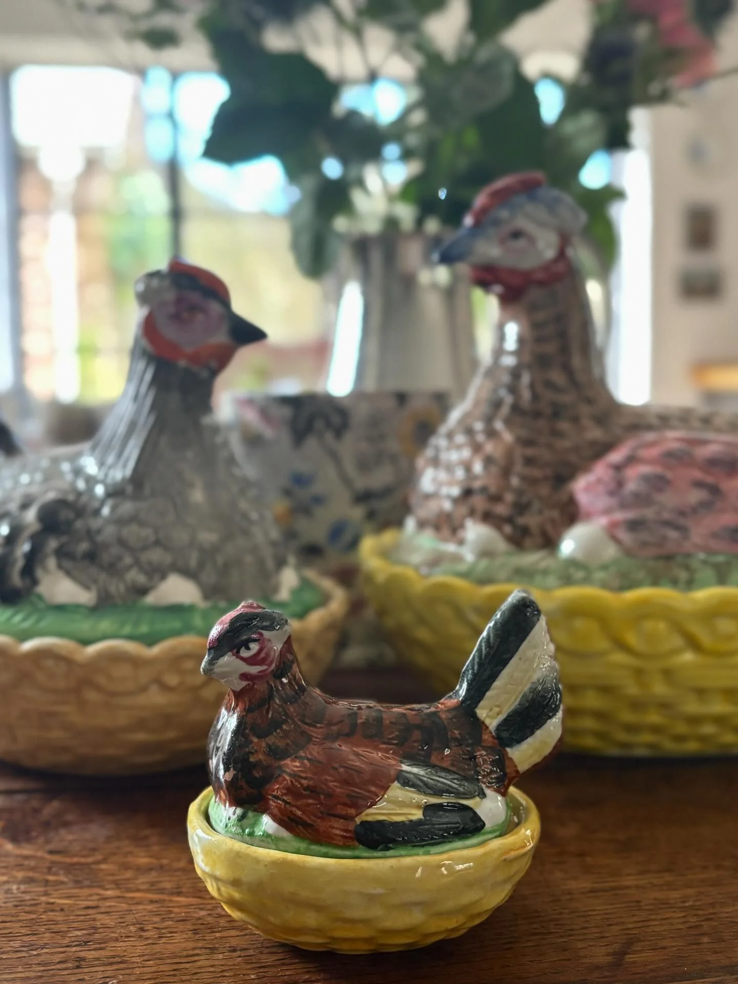 SOLD 🌟 A charming antique miniature Staffordshire hen tureen, 19th century (one available). A brown hen on yellow basketweave base. It has all the character of its larger relatives: a beautifully moulded figure with four white eggs just visible bene