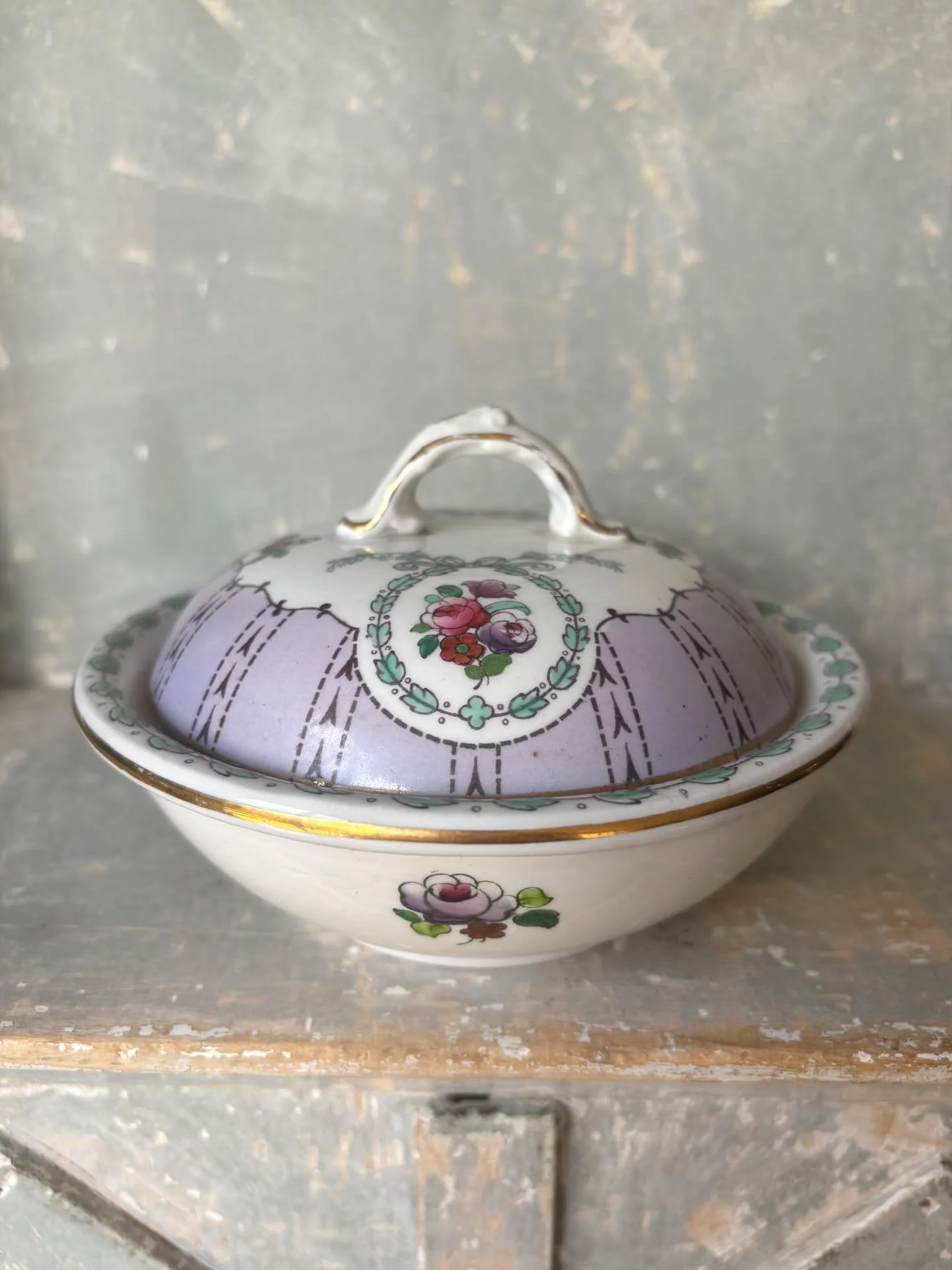 FOR SALE A lovely early 20th century Whieldon Ware three part lidded soap dish by the Staffordshire pottery F Winkle &amp; Co, circa 1915. Such a pretty design of flowers and garlands with a leafy border and gilt rim to the base, strainer and lid. 

