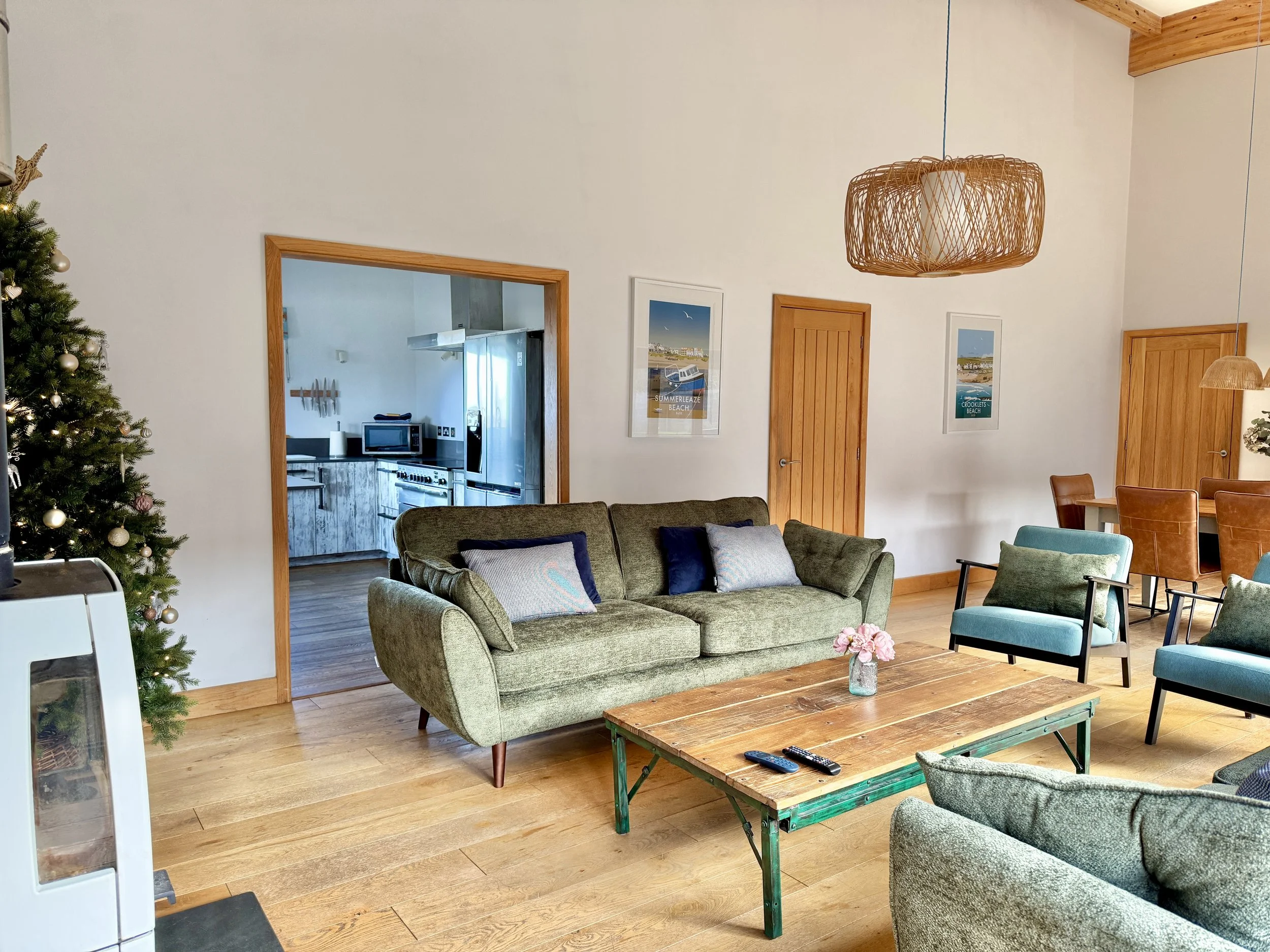 Dutch Barn Living Area 4754.jpg