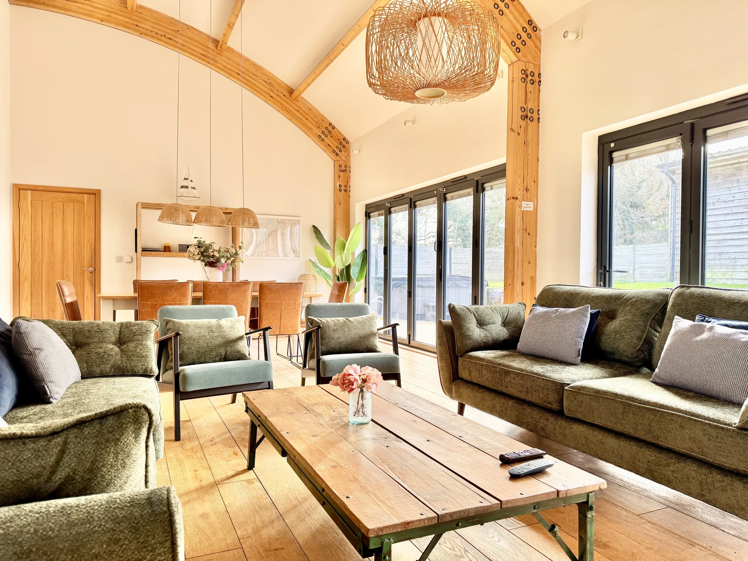 Dutch Barn Living Area 4760.jpg