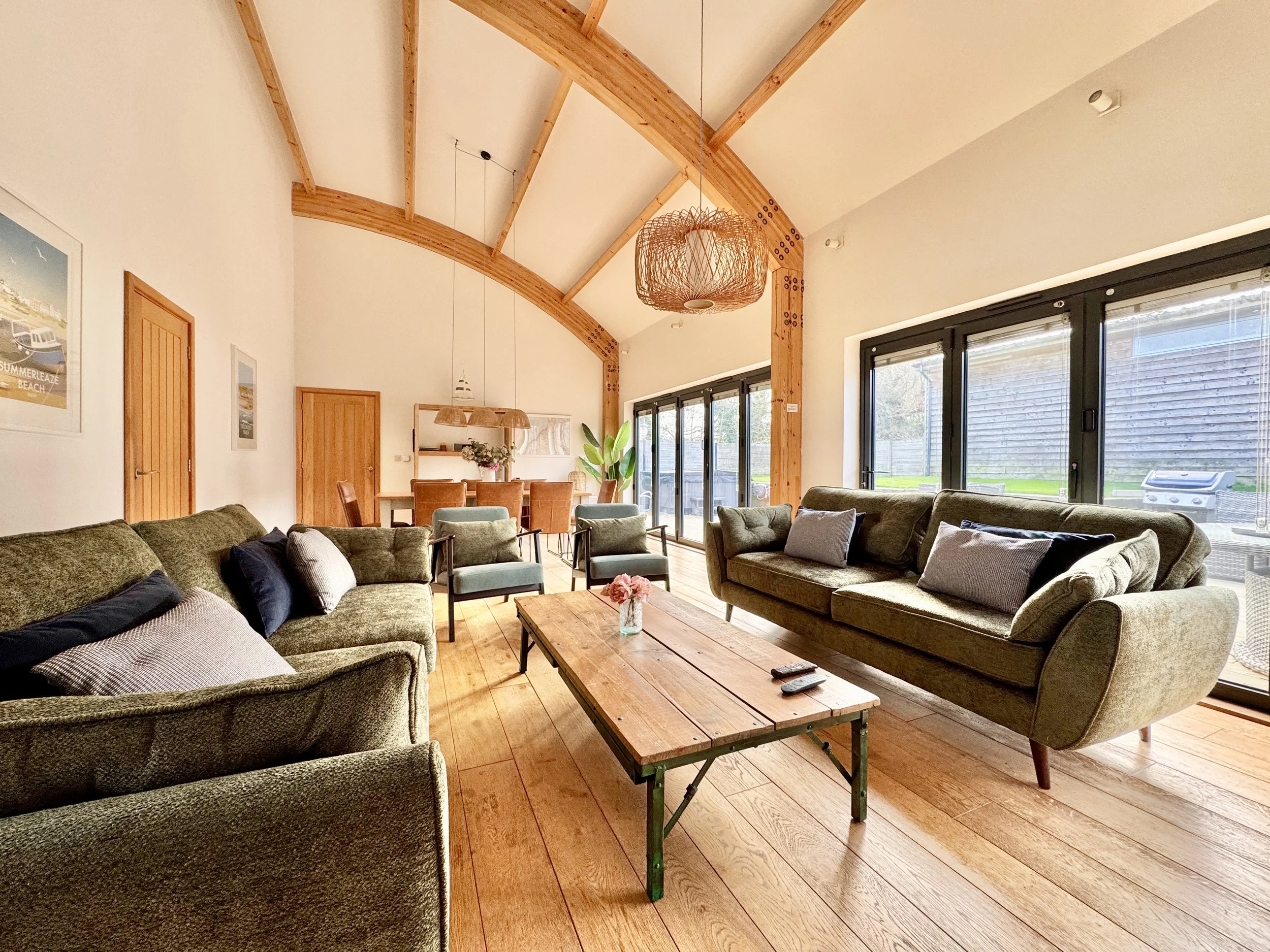 Dutch Barn Living Area 4761.jpg