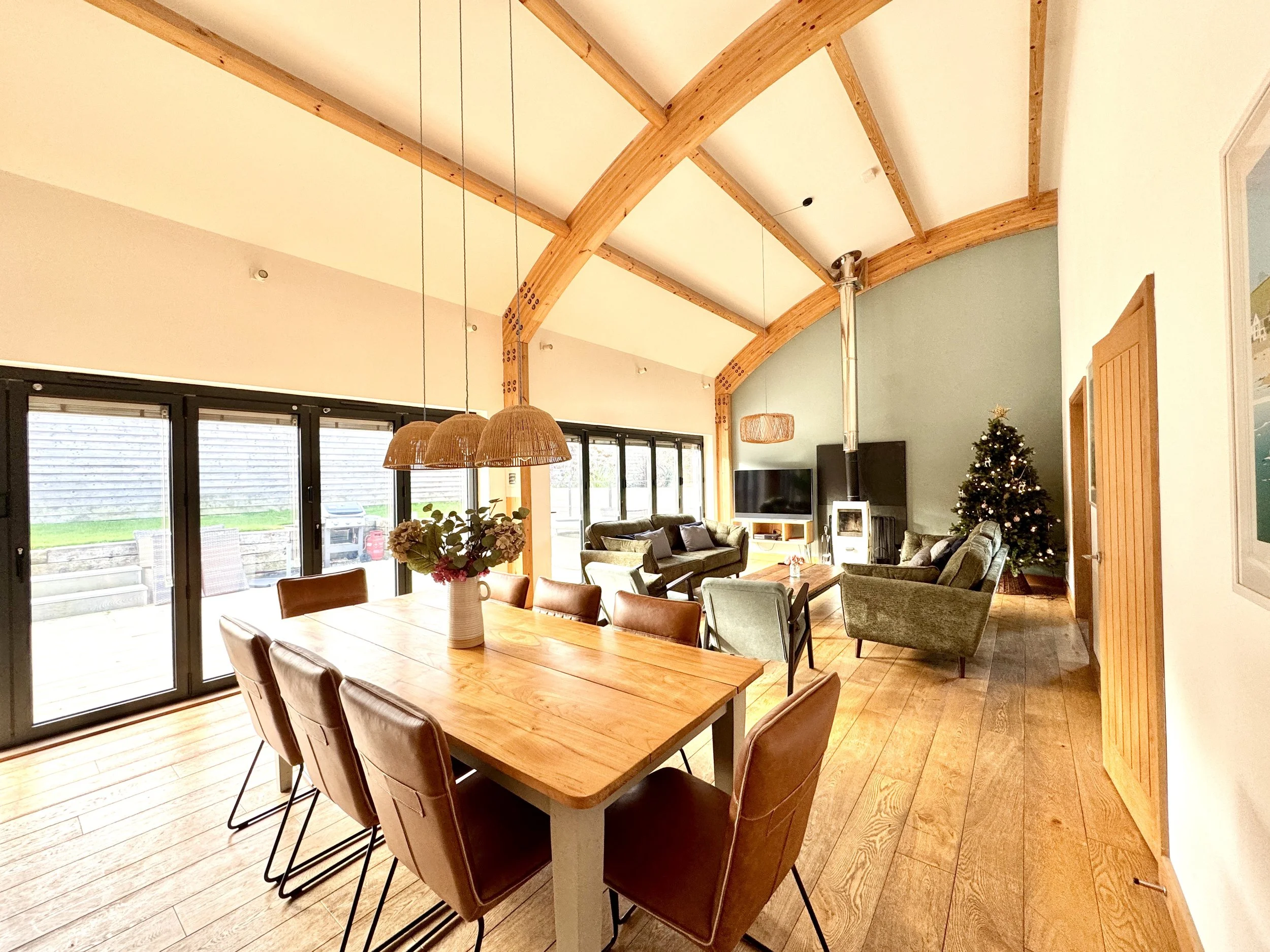 Dutch Barn Living Area 4744.jpg