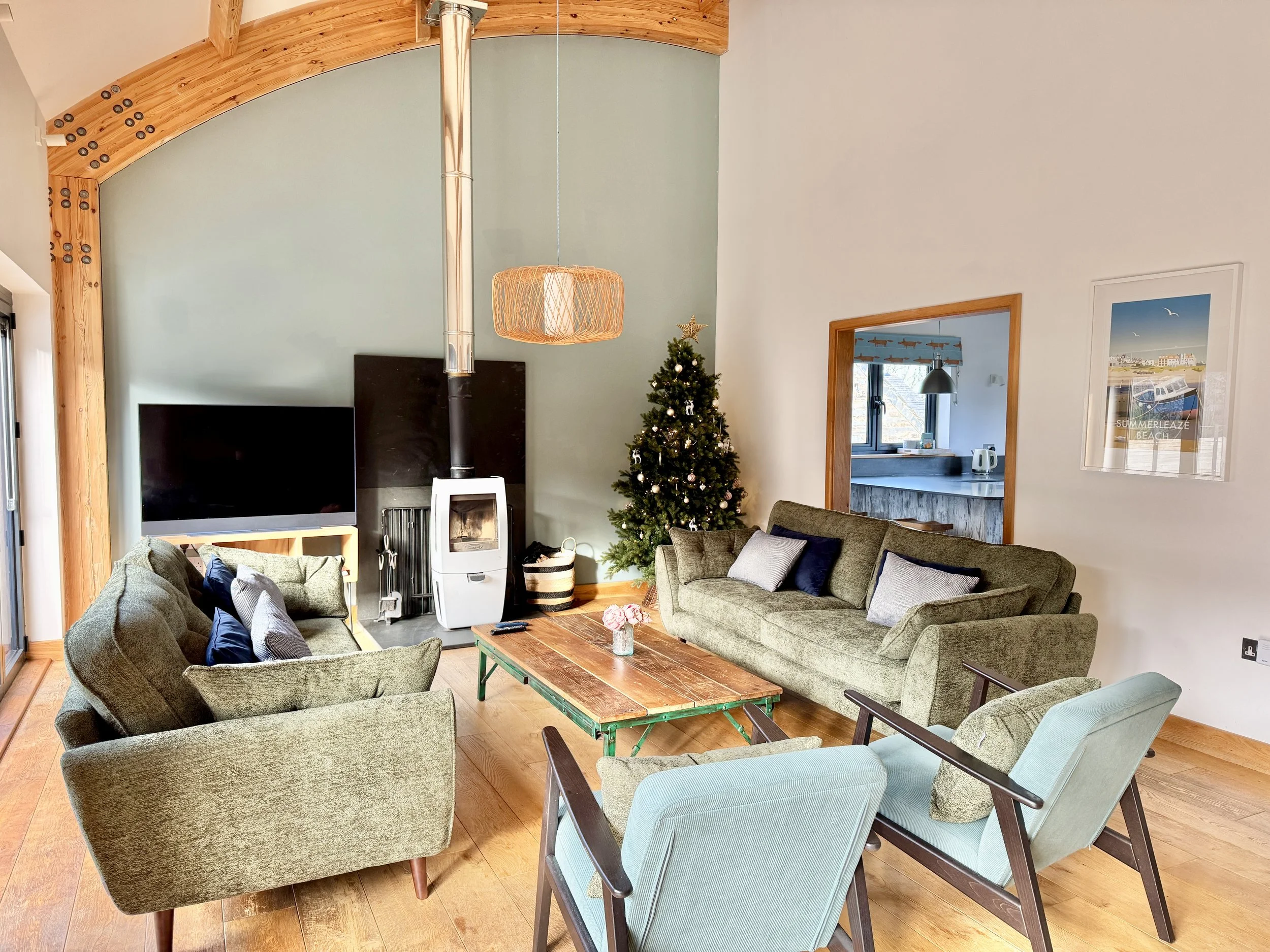 Dutch Barn Living Area 4748.jpg