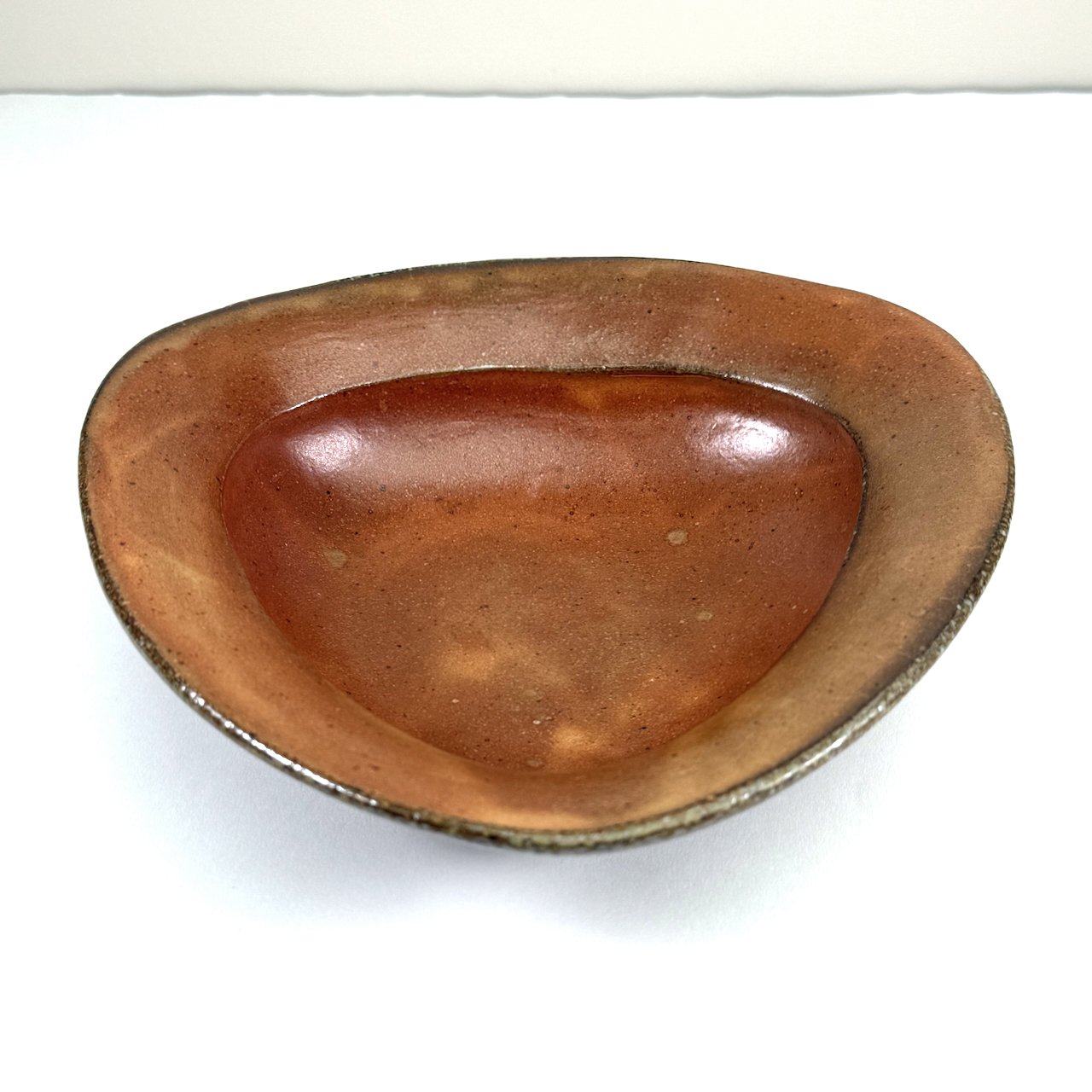 25-trianglebowl-01d-1200.jpeg